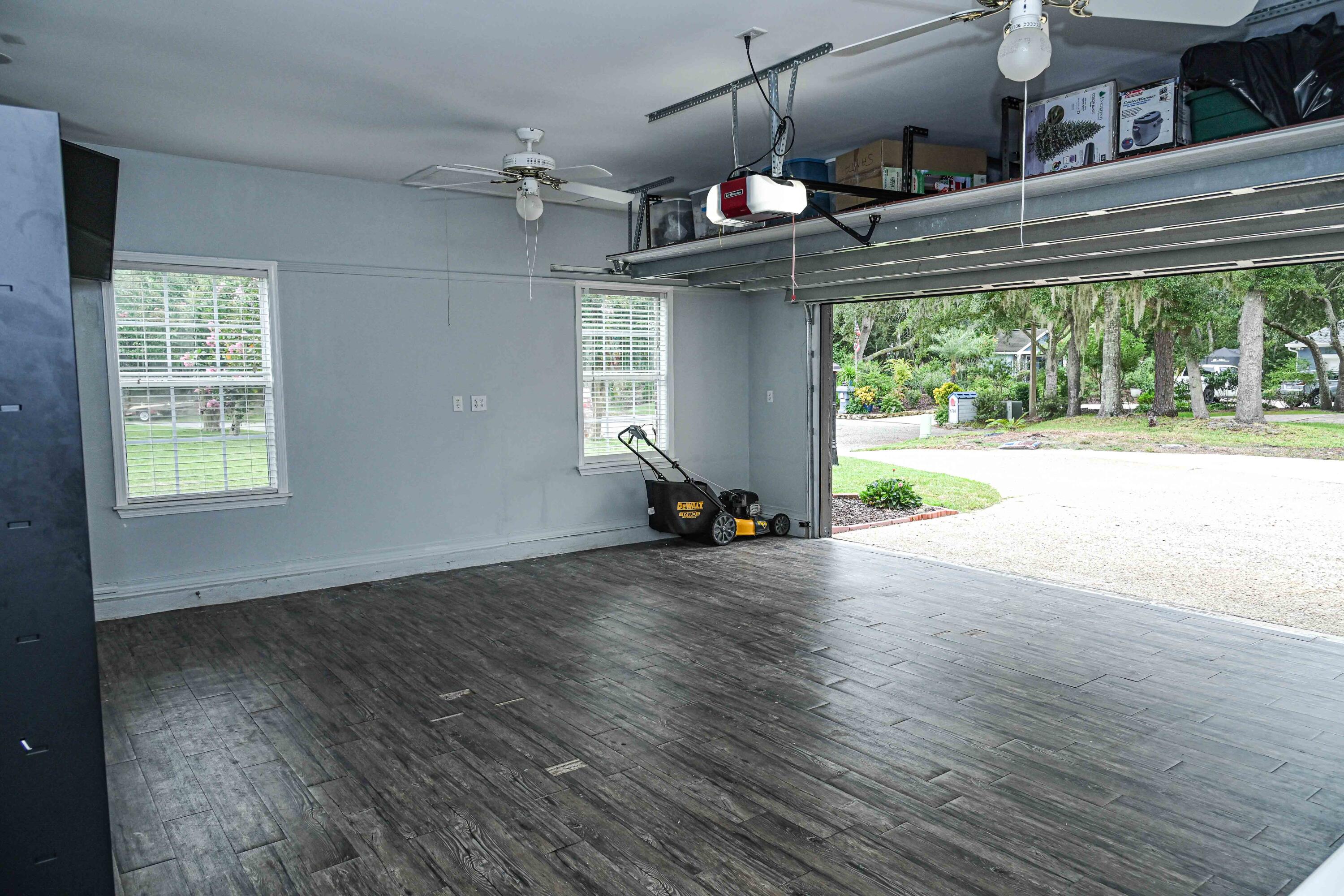 MOSSY COVE - Residential