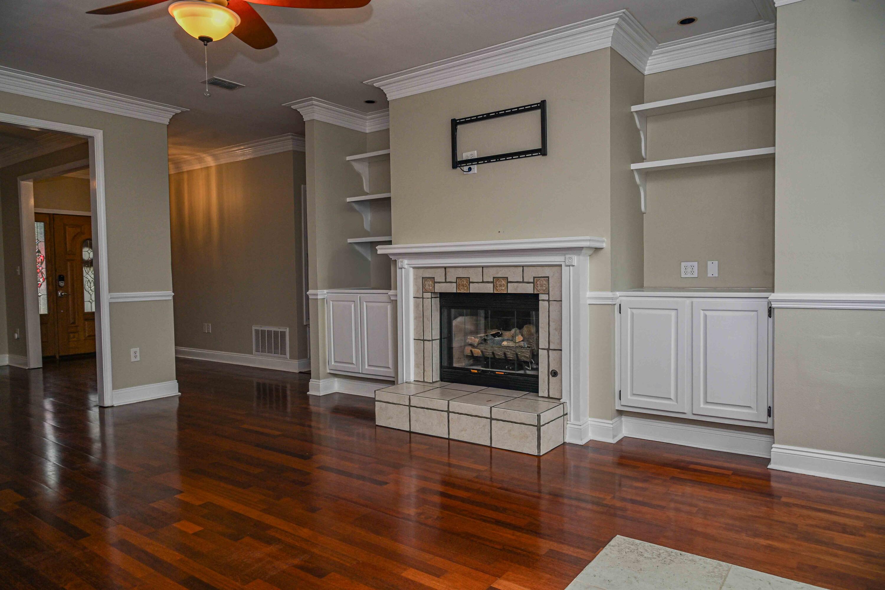 MOSSY COVE - Residential