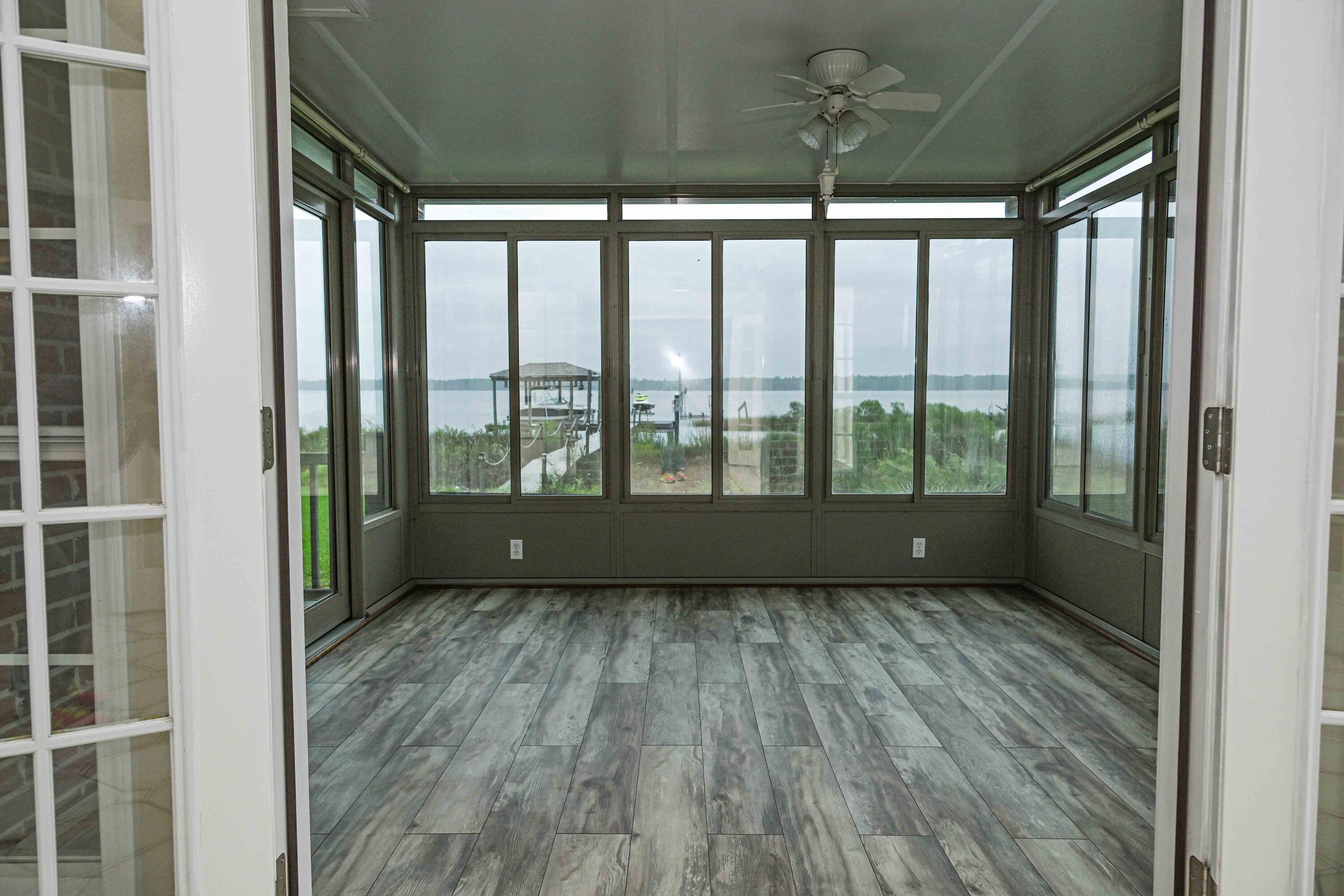 MOSSY COVE - Residential