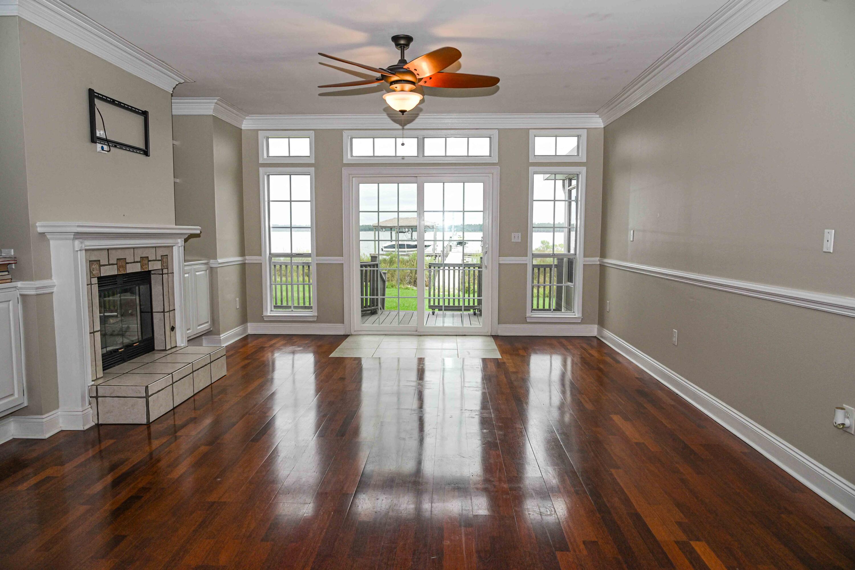 MOSSY COVE - Residential