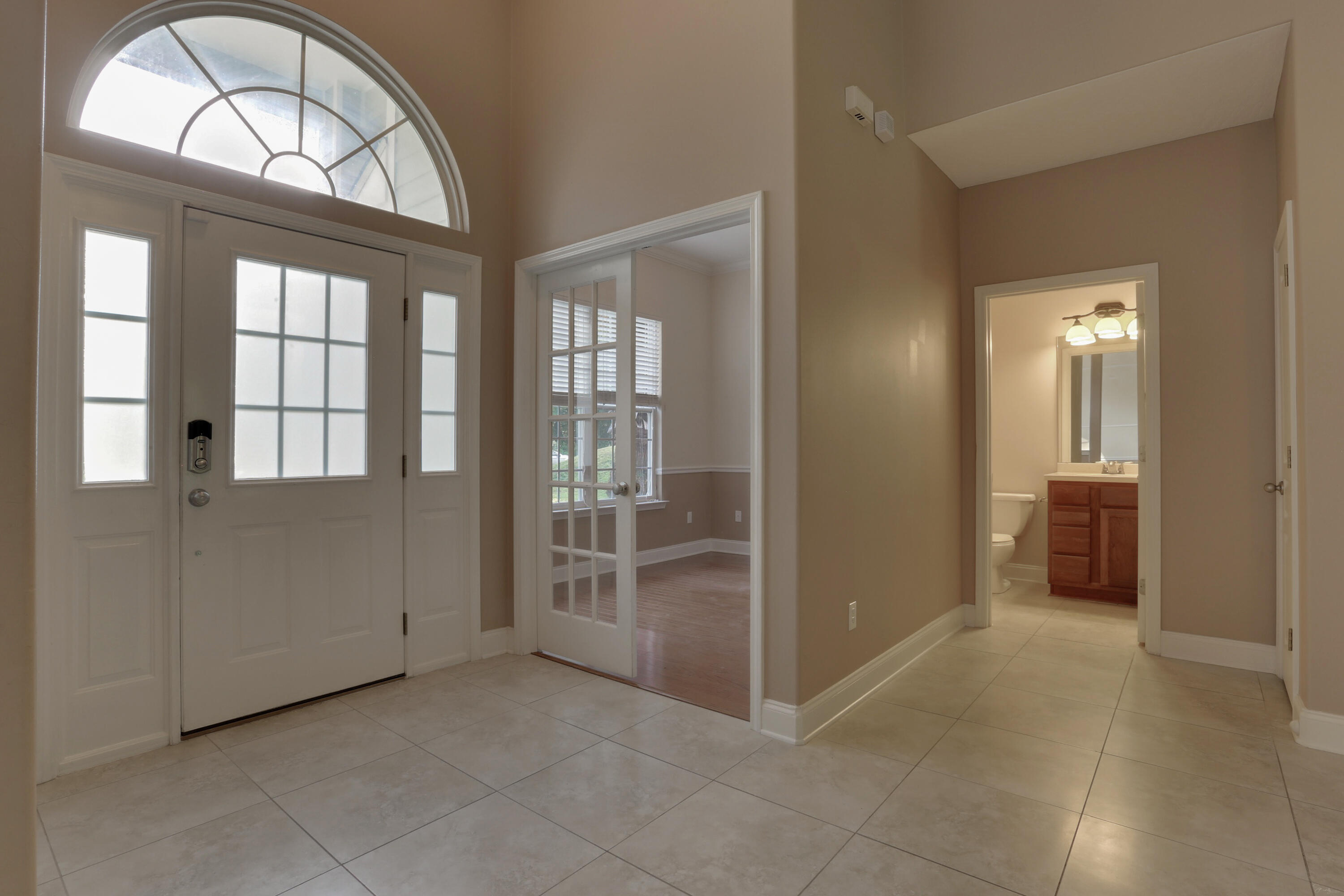 COUNTRY CLUB ESTATES 1 OF CRESTVIEW - Residential