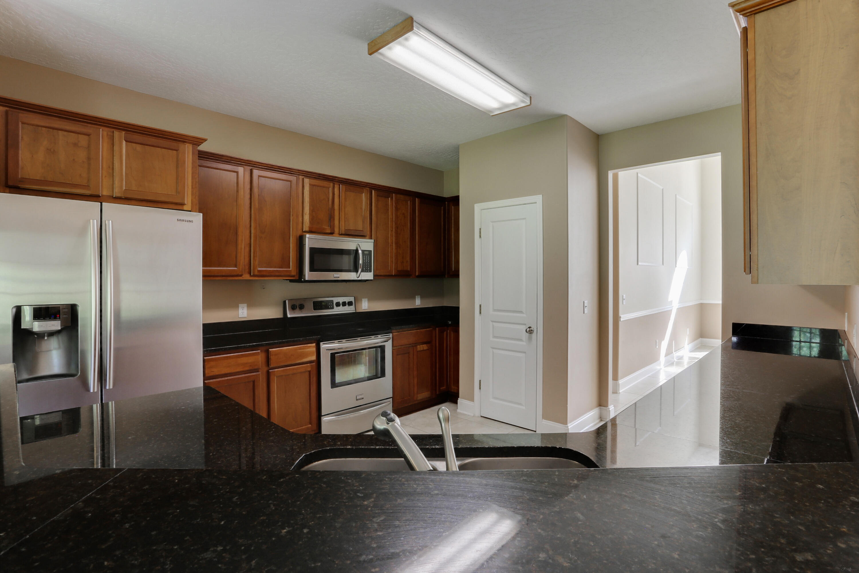 COUNTRY CLUB ESTATES 1 OF CRESTVIEW - Residential