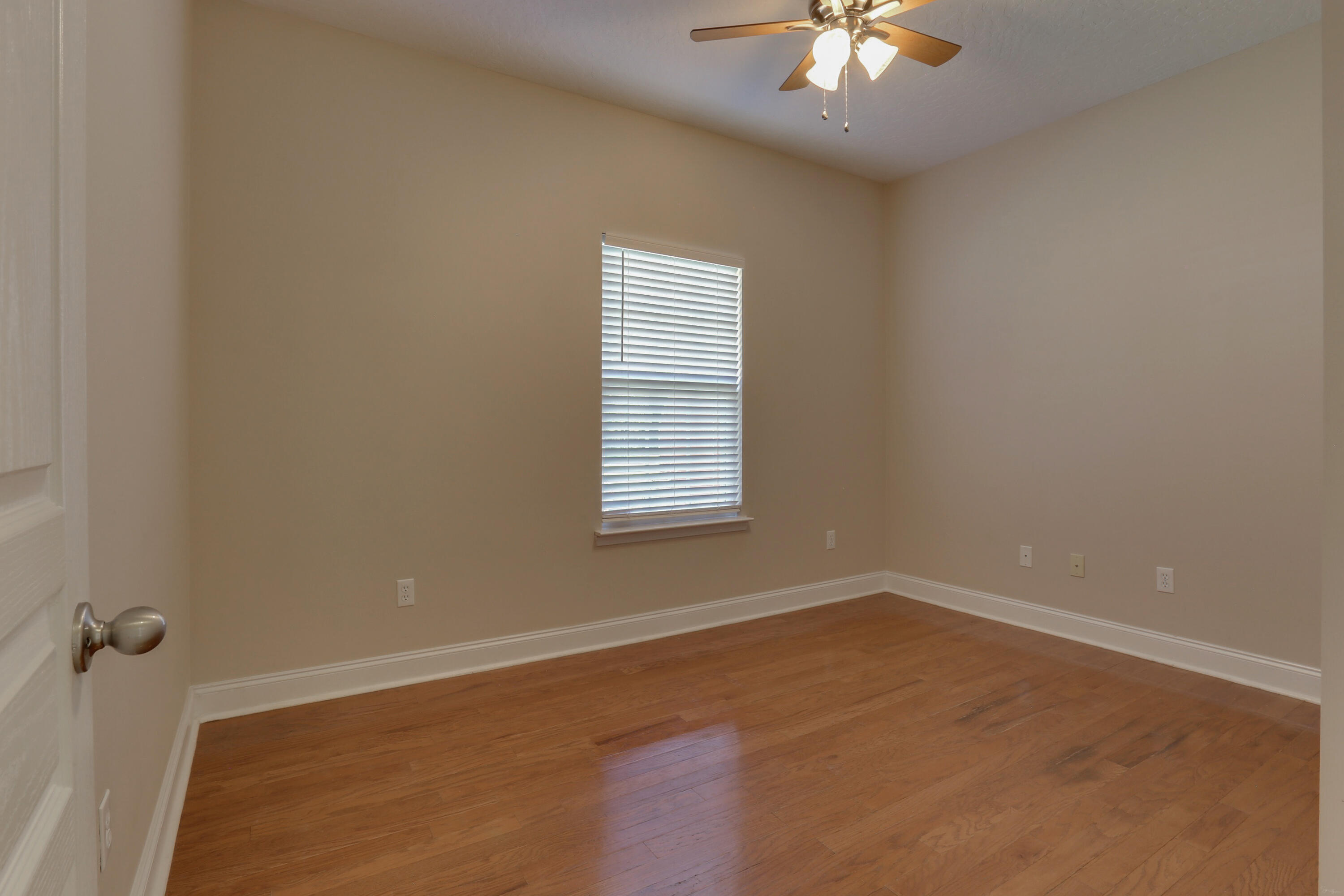 COUNTRY CLUB ESTATES 1 OF CRESTVIEW - Residential