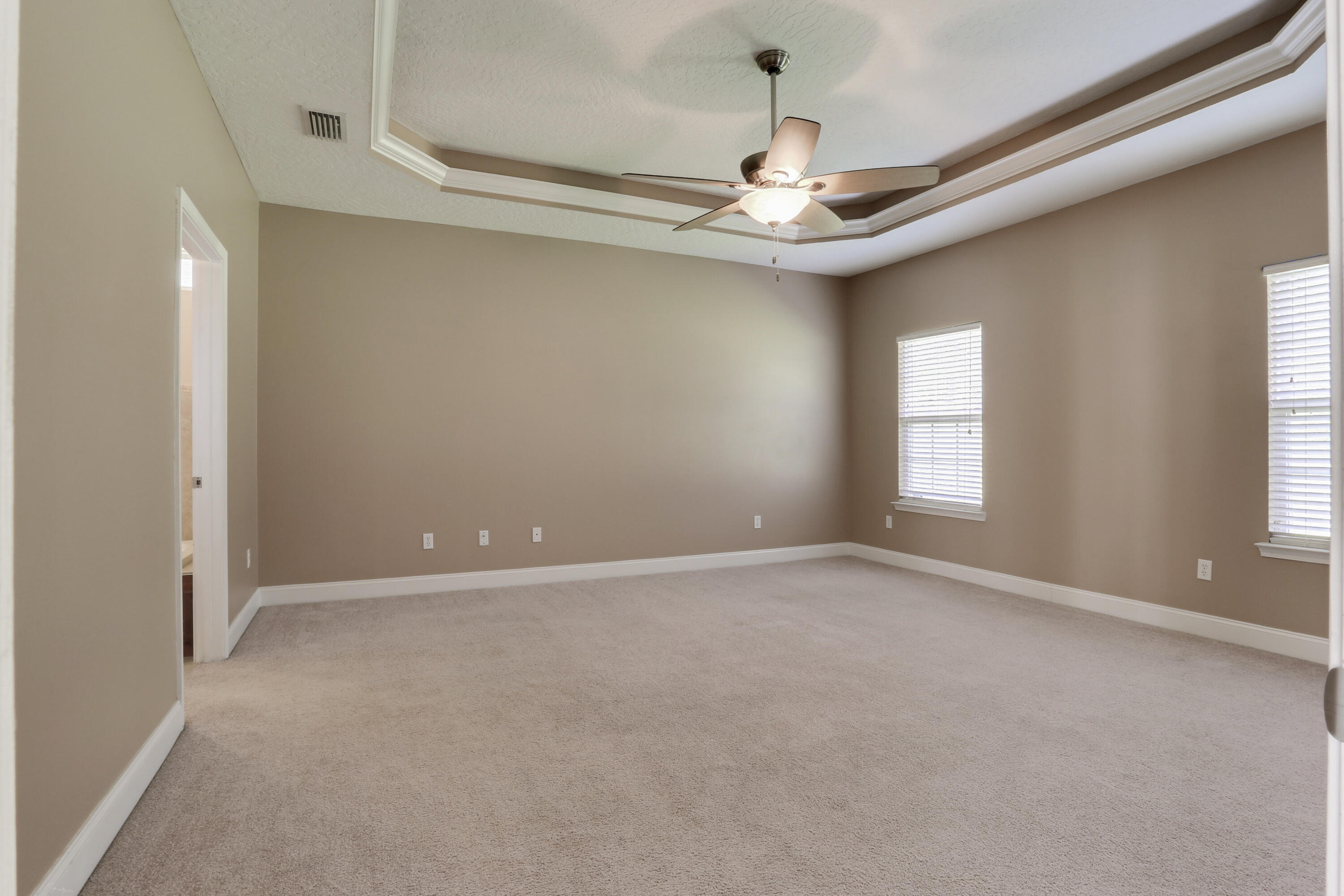 COUNTRY CLUB ESTATES 1 OF CRESTVIEW - Residential