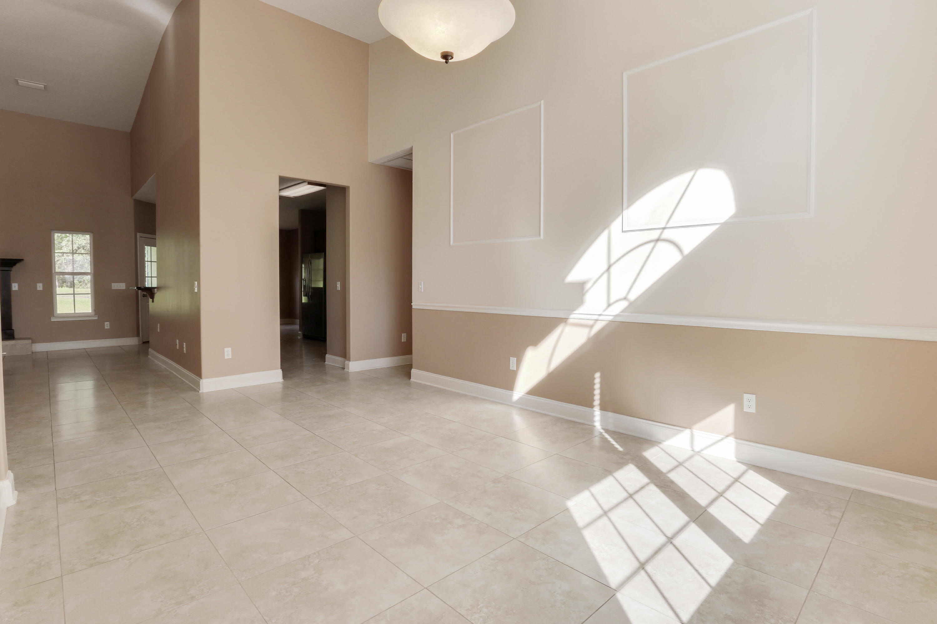 COUNTRY CLUB ESTATES 1 OF CRESTVIEW - Residential