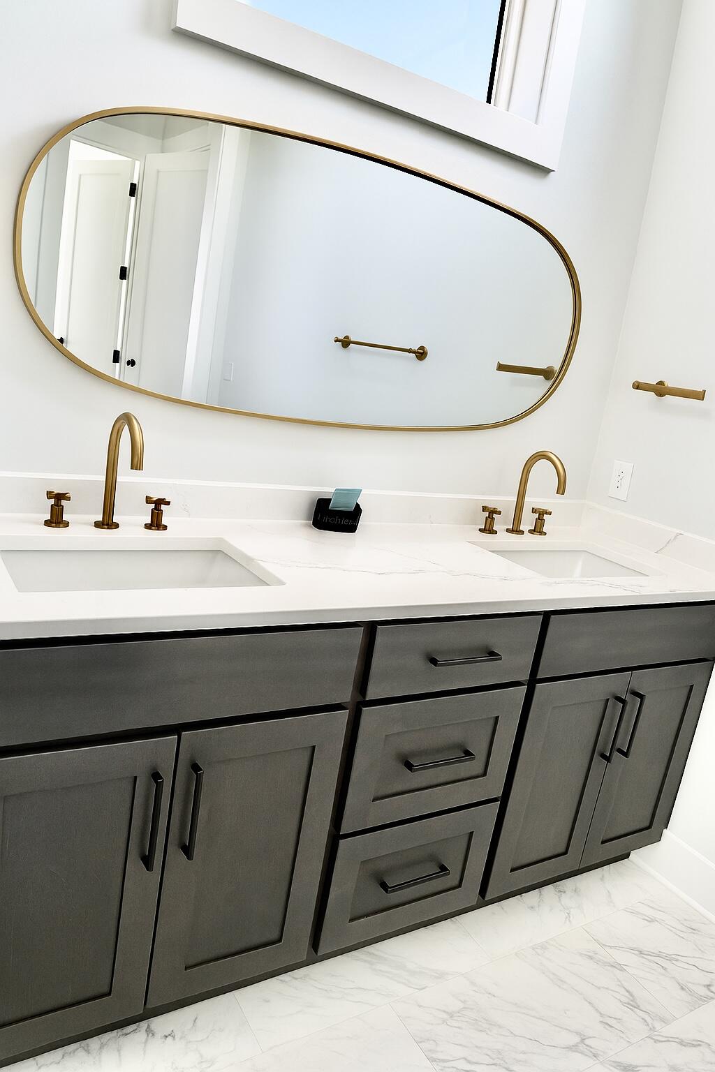 BLUE MOUNTAIN ESTATES - Residential