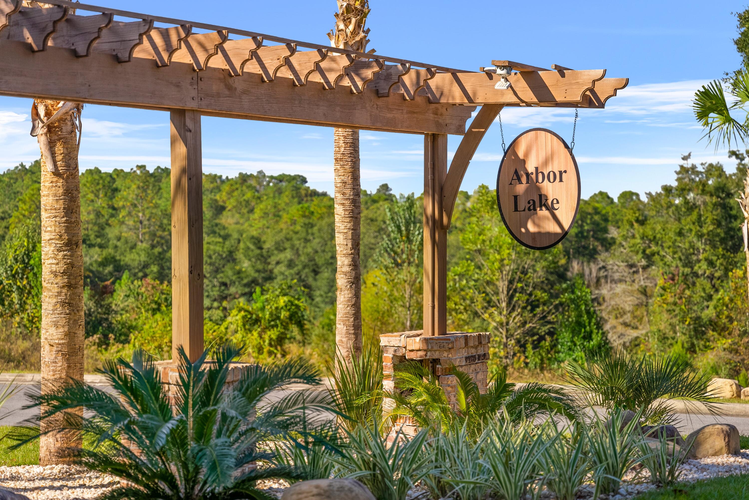 Crestview-ARBOR LAKE TH - Residential Lease