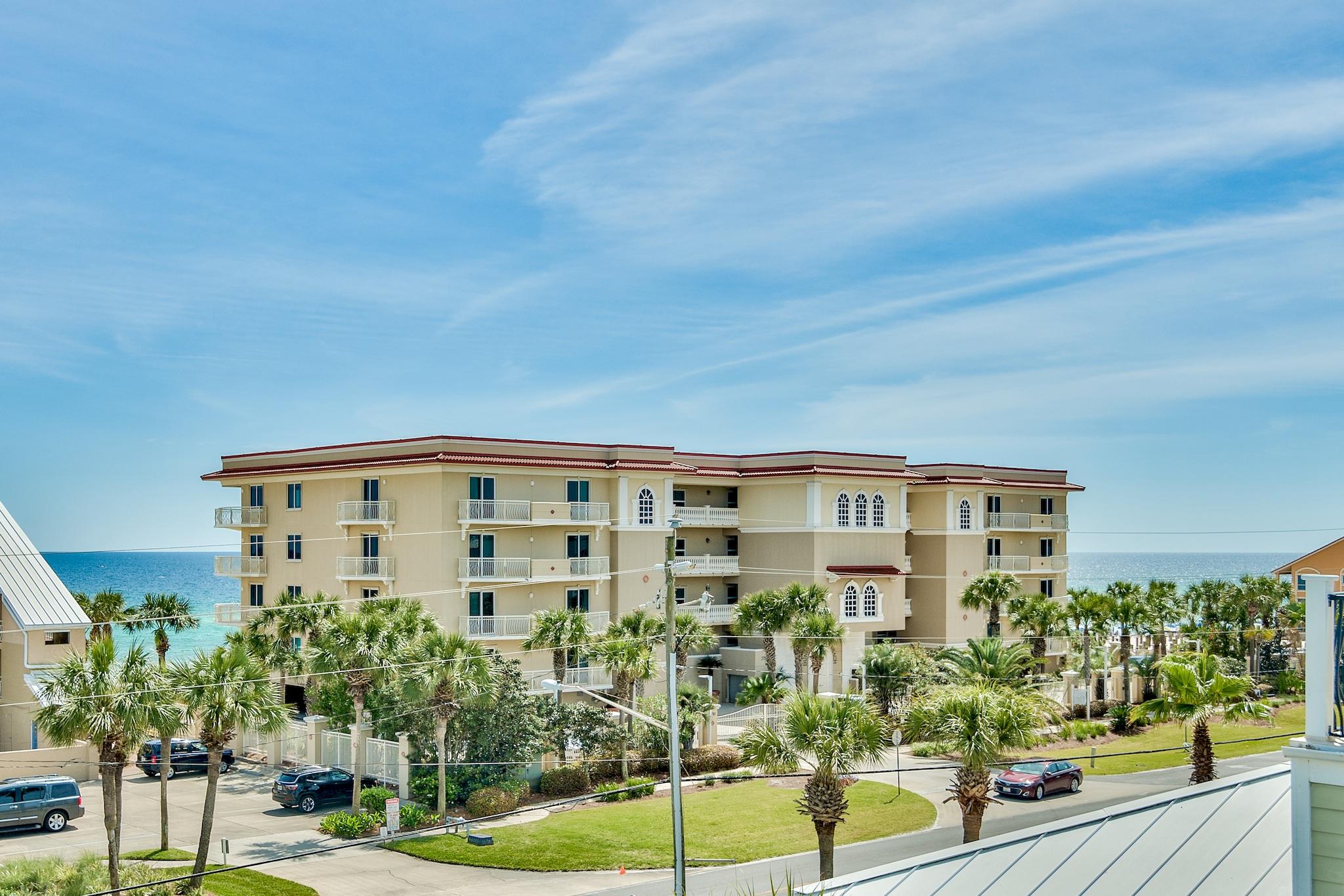CRYSTAL BEACH - Residential