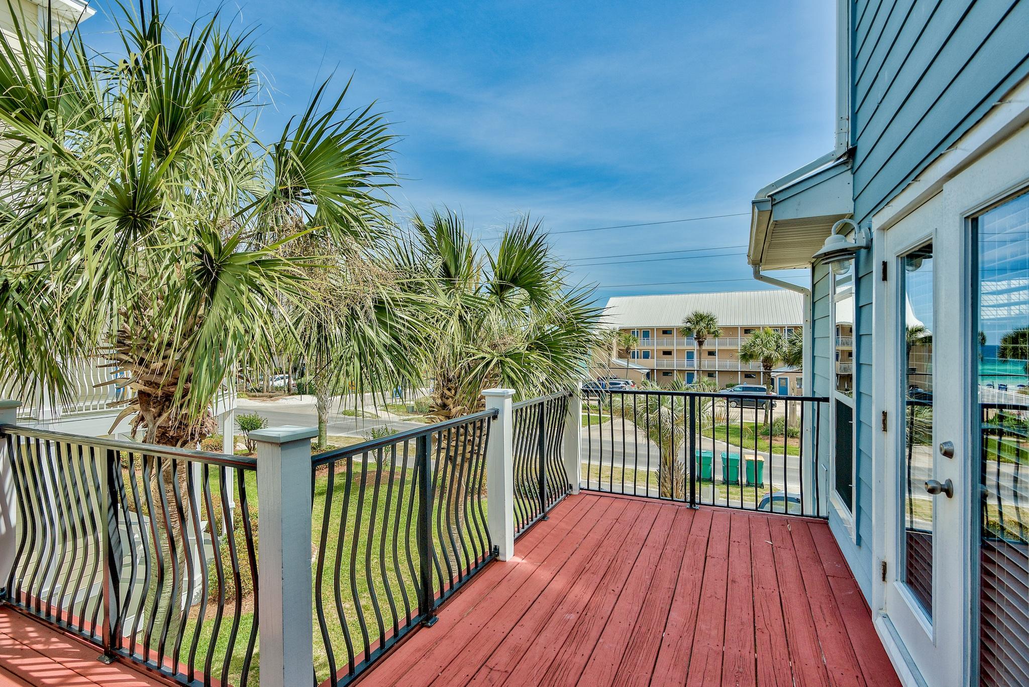 CRYSTAL BEACH - Residential