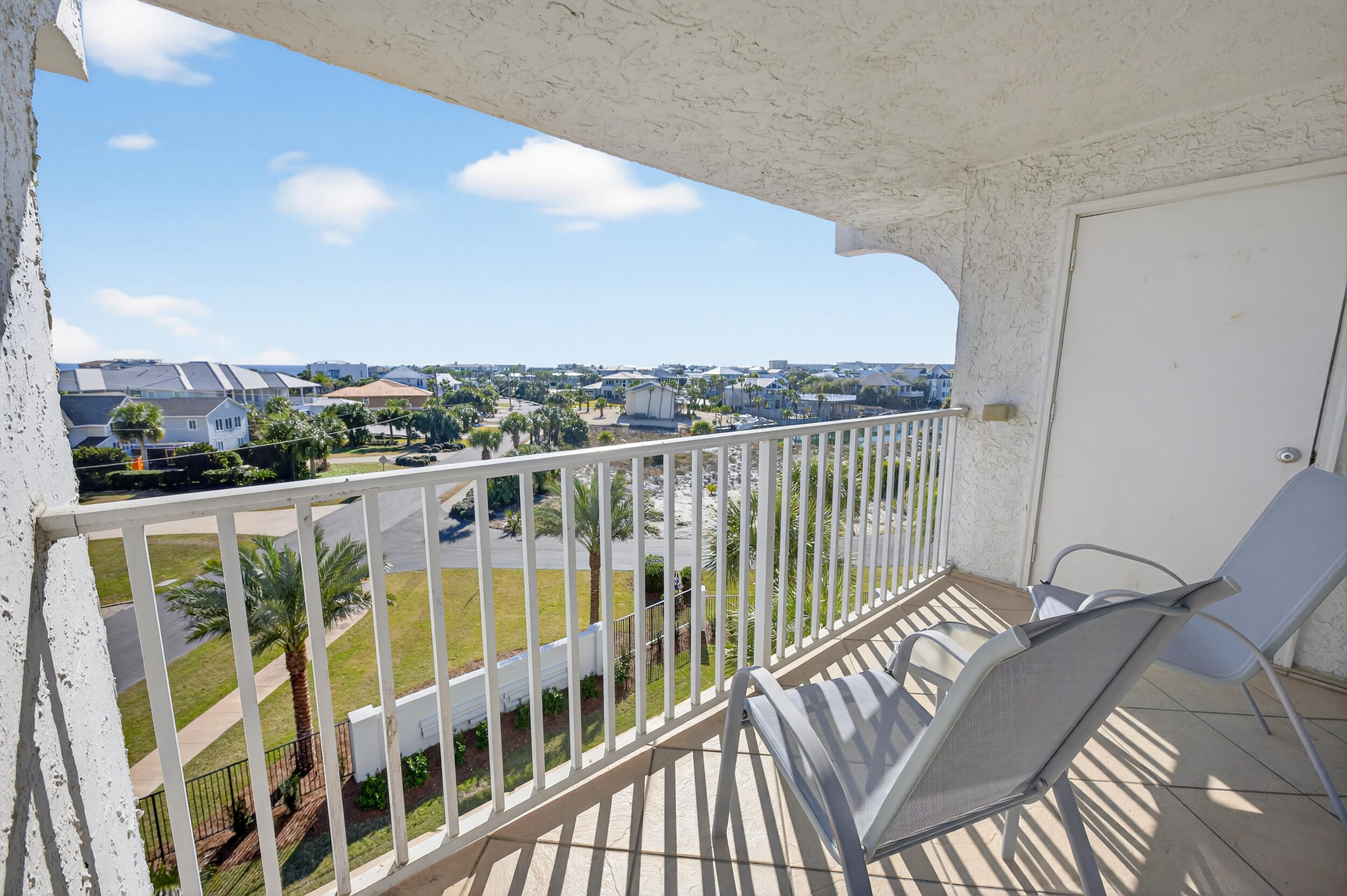 DOLPHIN POINT CONDO - Residential