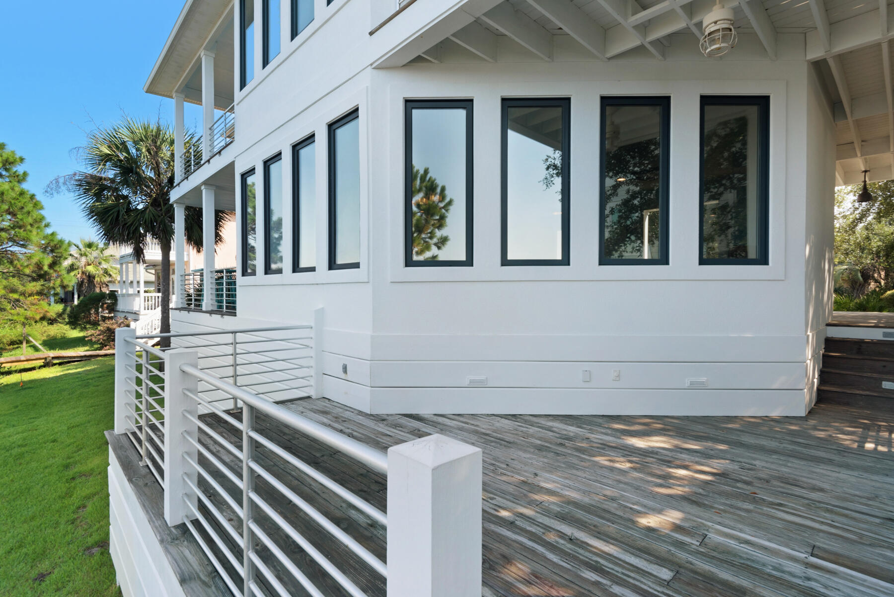 LAKEWOOD POINTE ESTATES - Residential