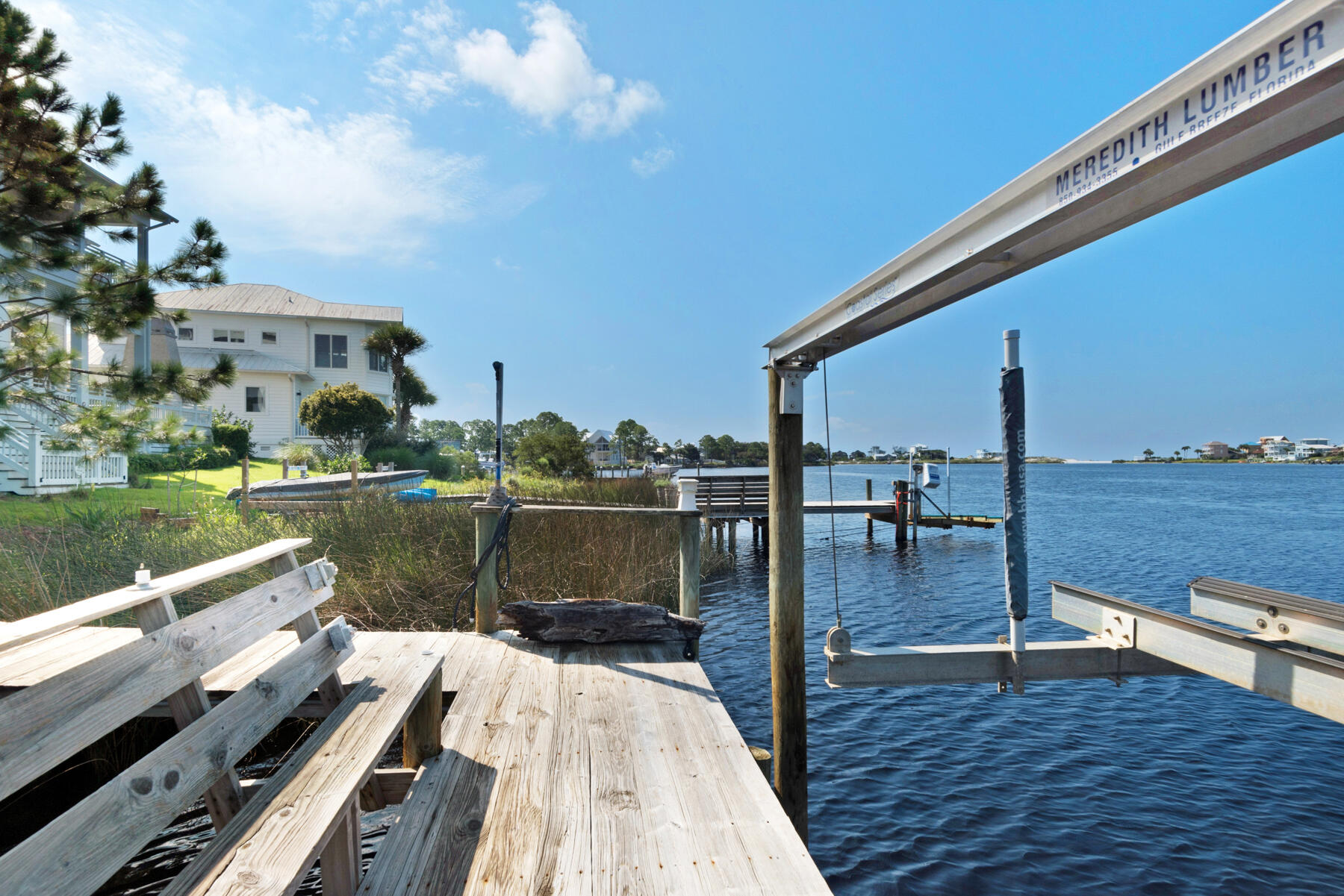 LAKEWOOD POINTE ESTATES - Residential