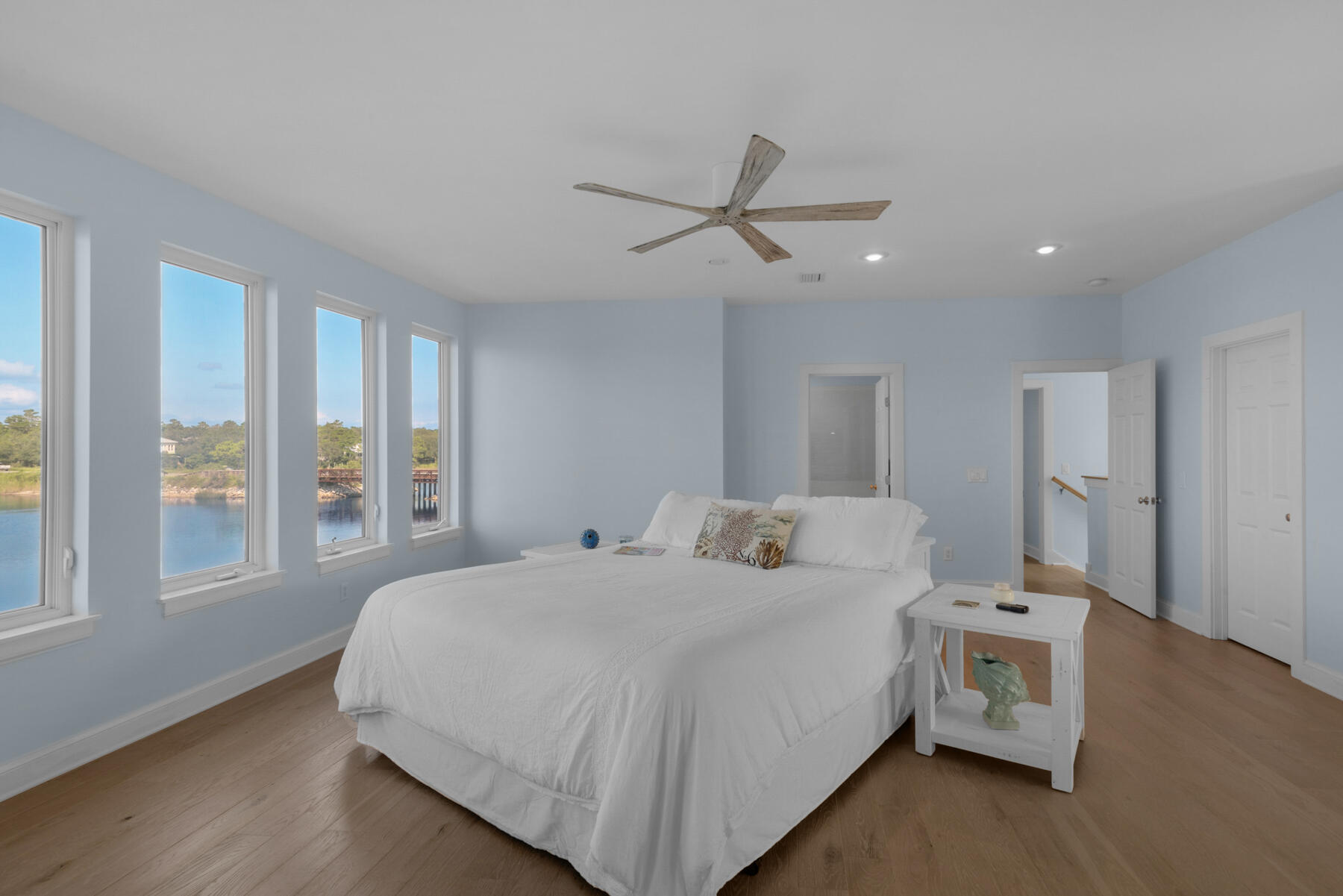 LAKEWOOD POINTE ESTATES - Residential