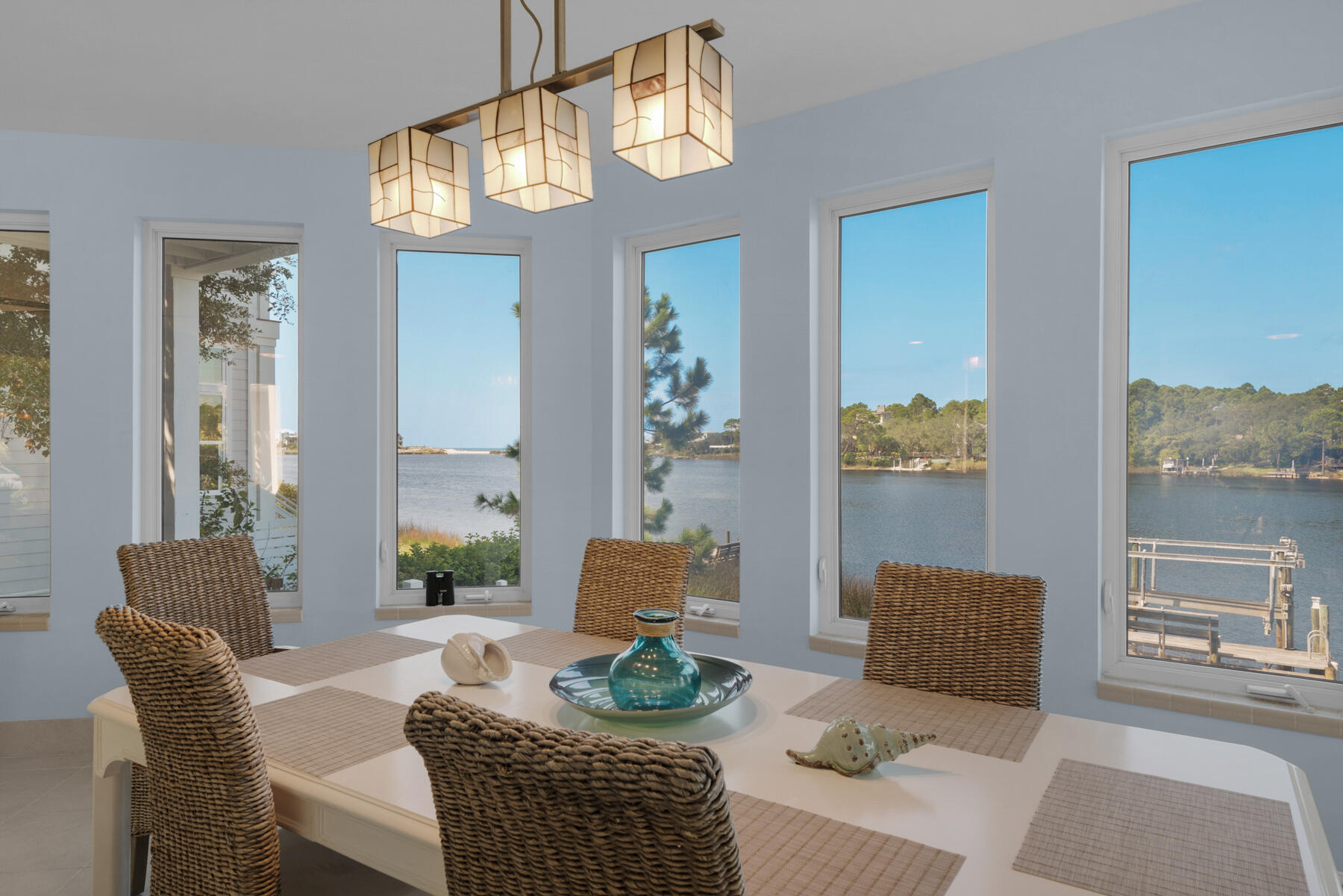 LAKEWOOD POINTE ESTATES - Residential