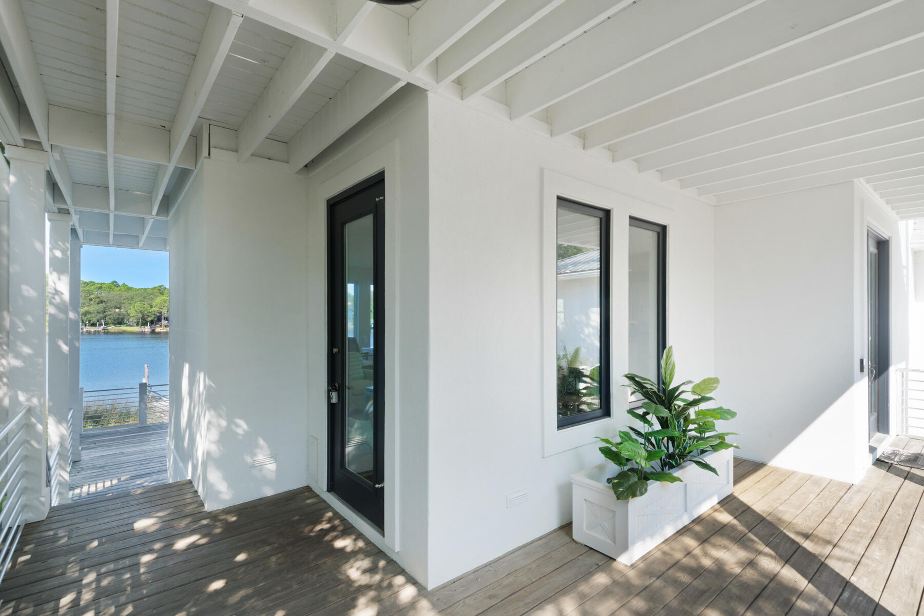 LAKEWOOD POINTE ESTATES - Residential