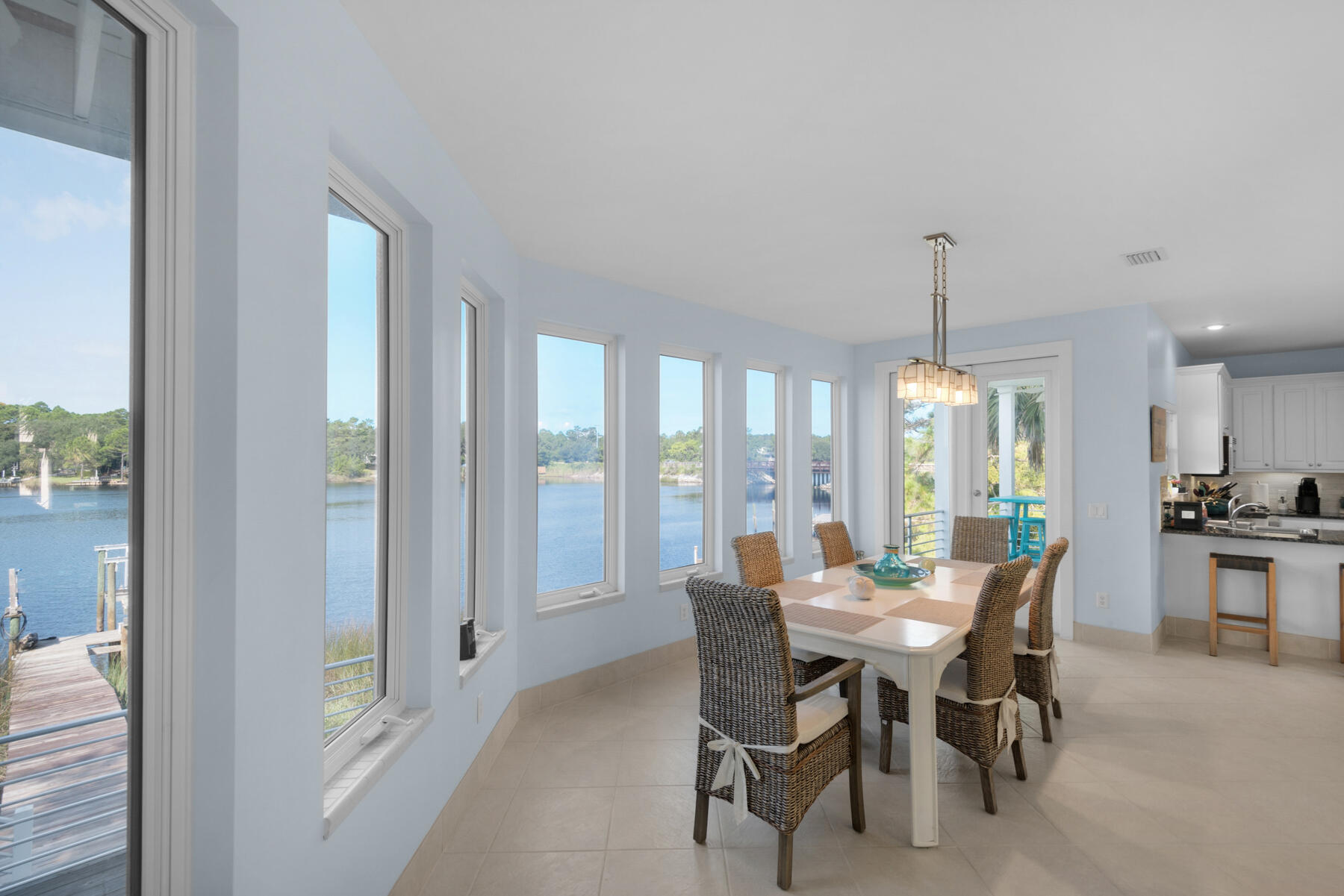 LAKEWOOD POINTE ESTATES - Residential
