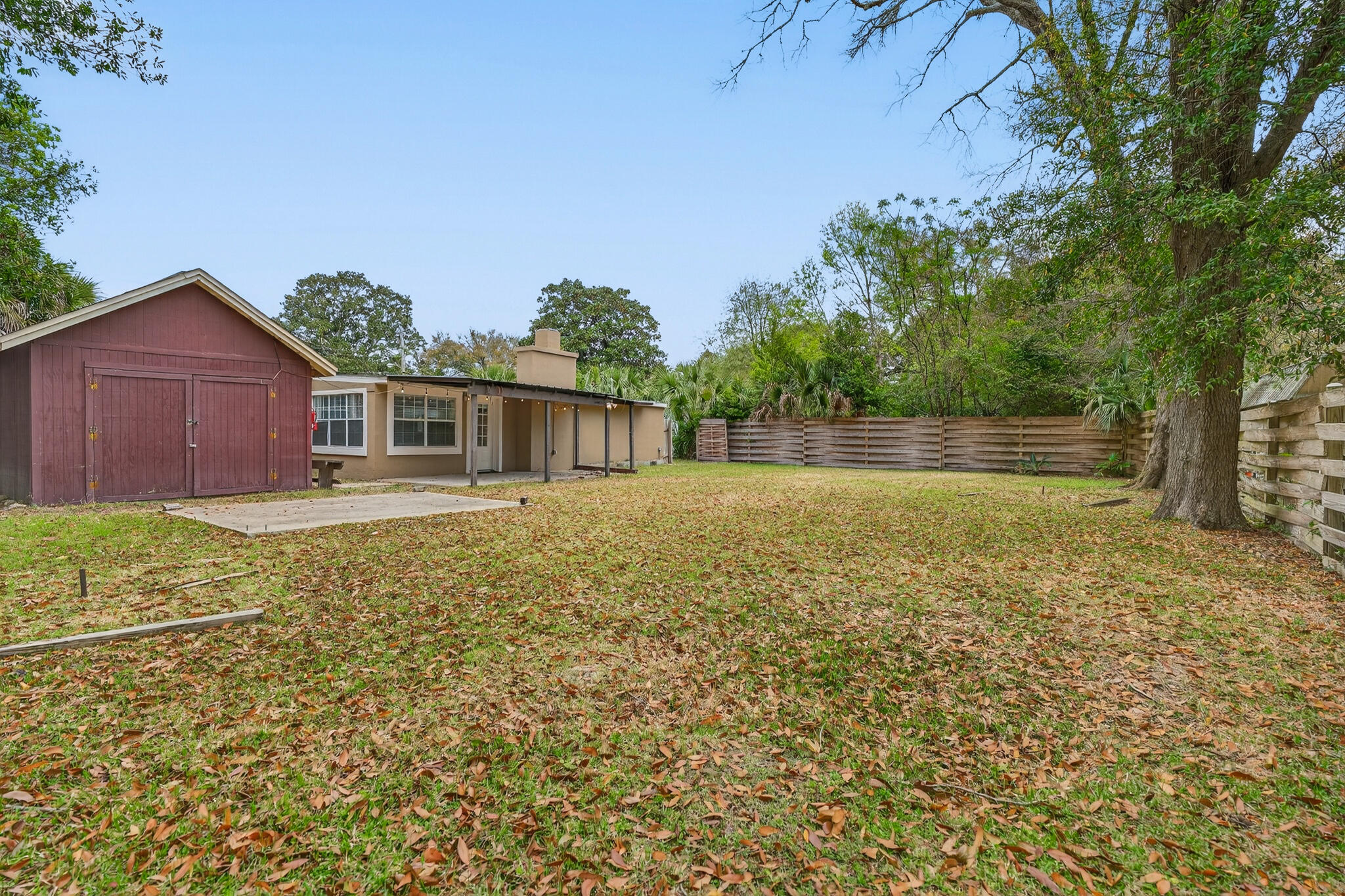 ELLIOTTS POINT 7TH ADDN - Residential