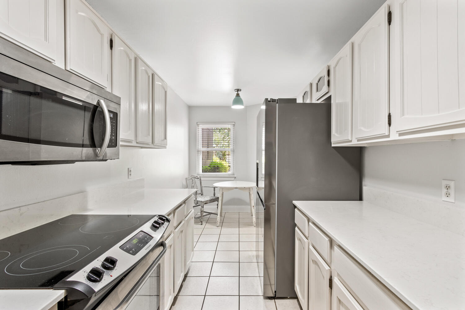 THE OAKS - Residential