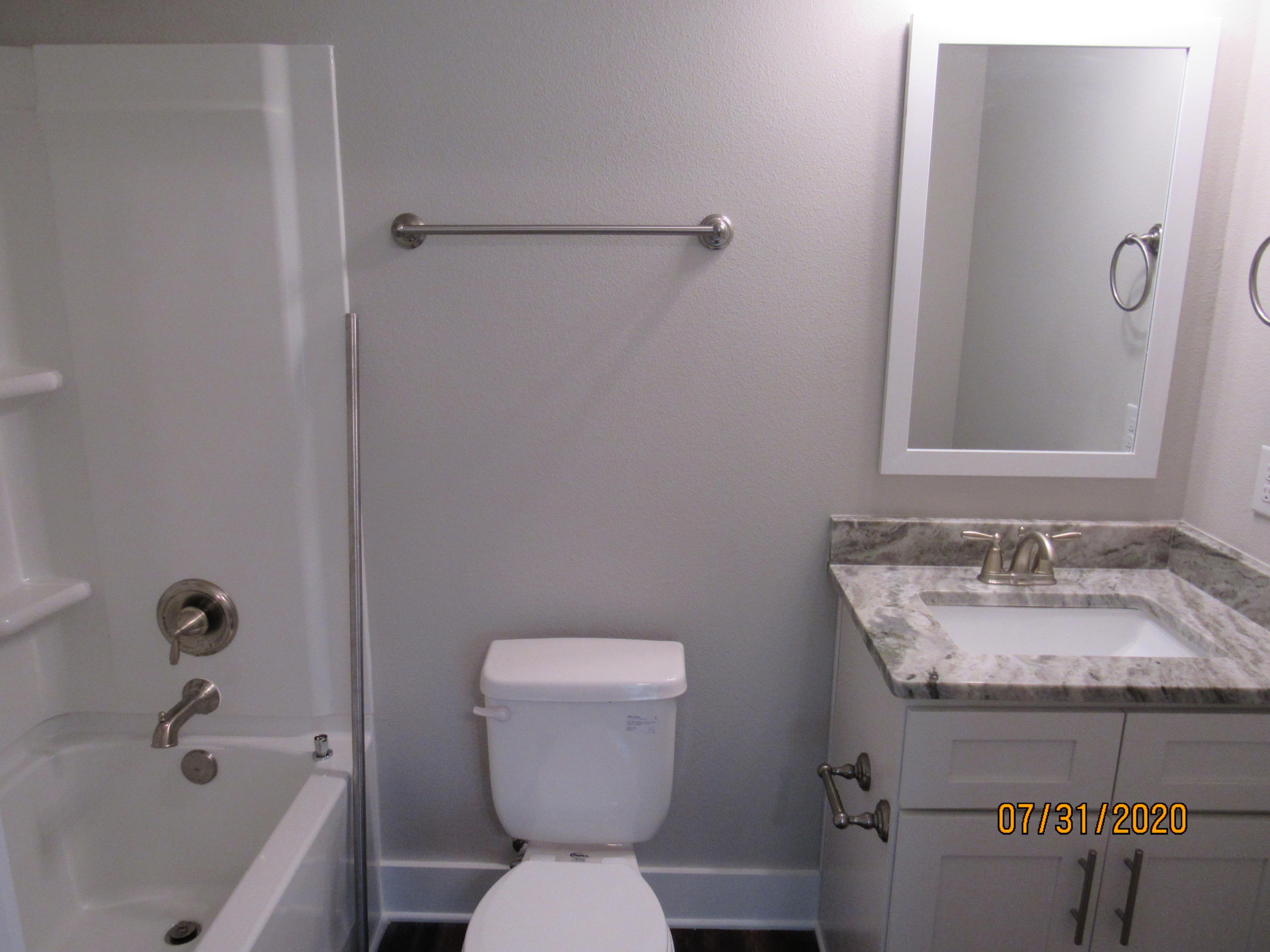 VERANDAS AT FREEPORT - Residential Lease