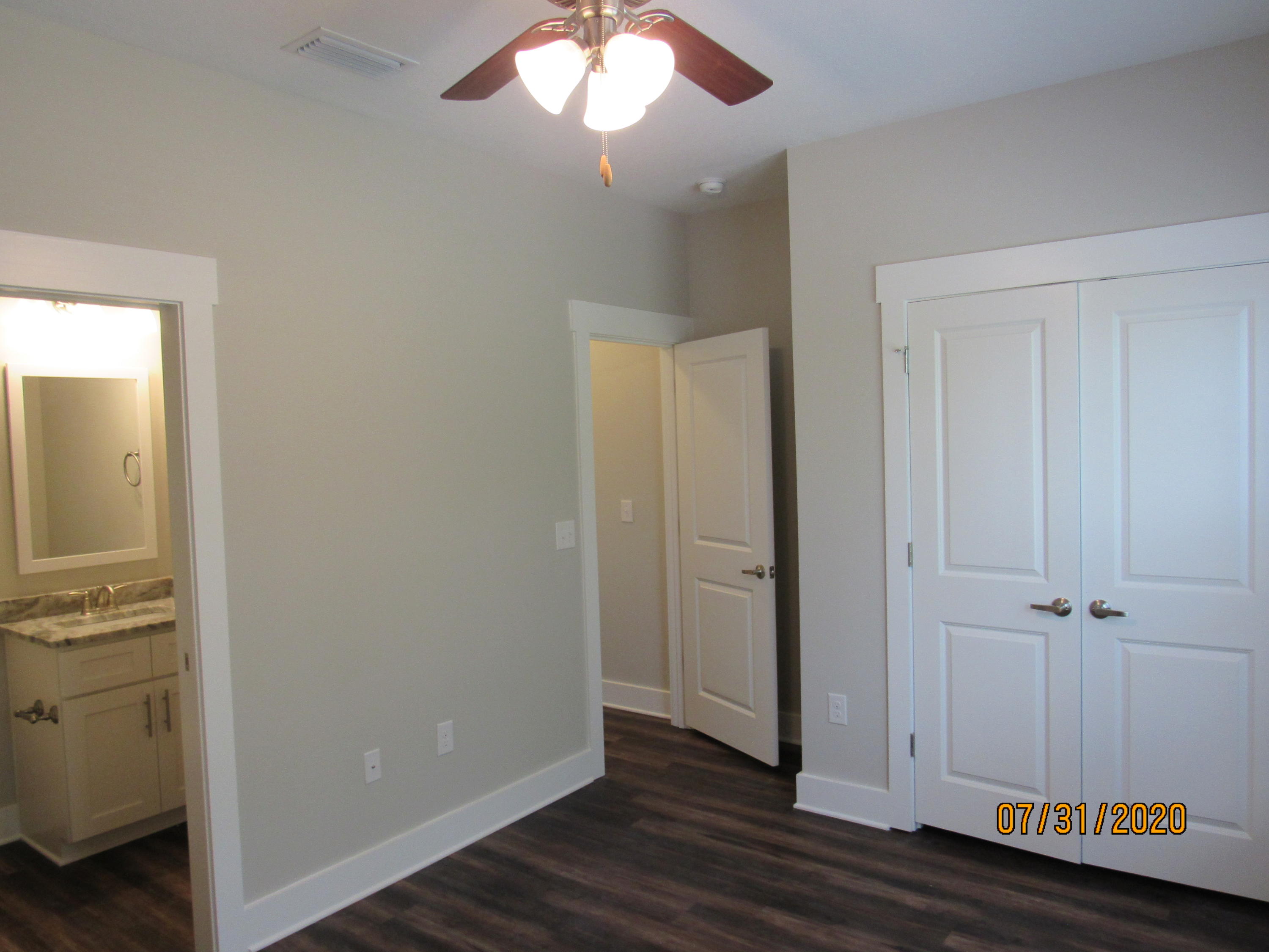 VERANDAS AT FREEPORT - Residential Lease