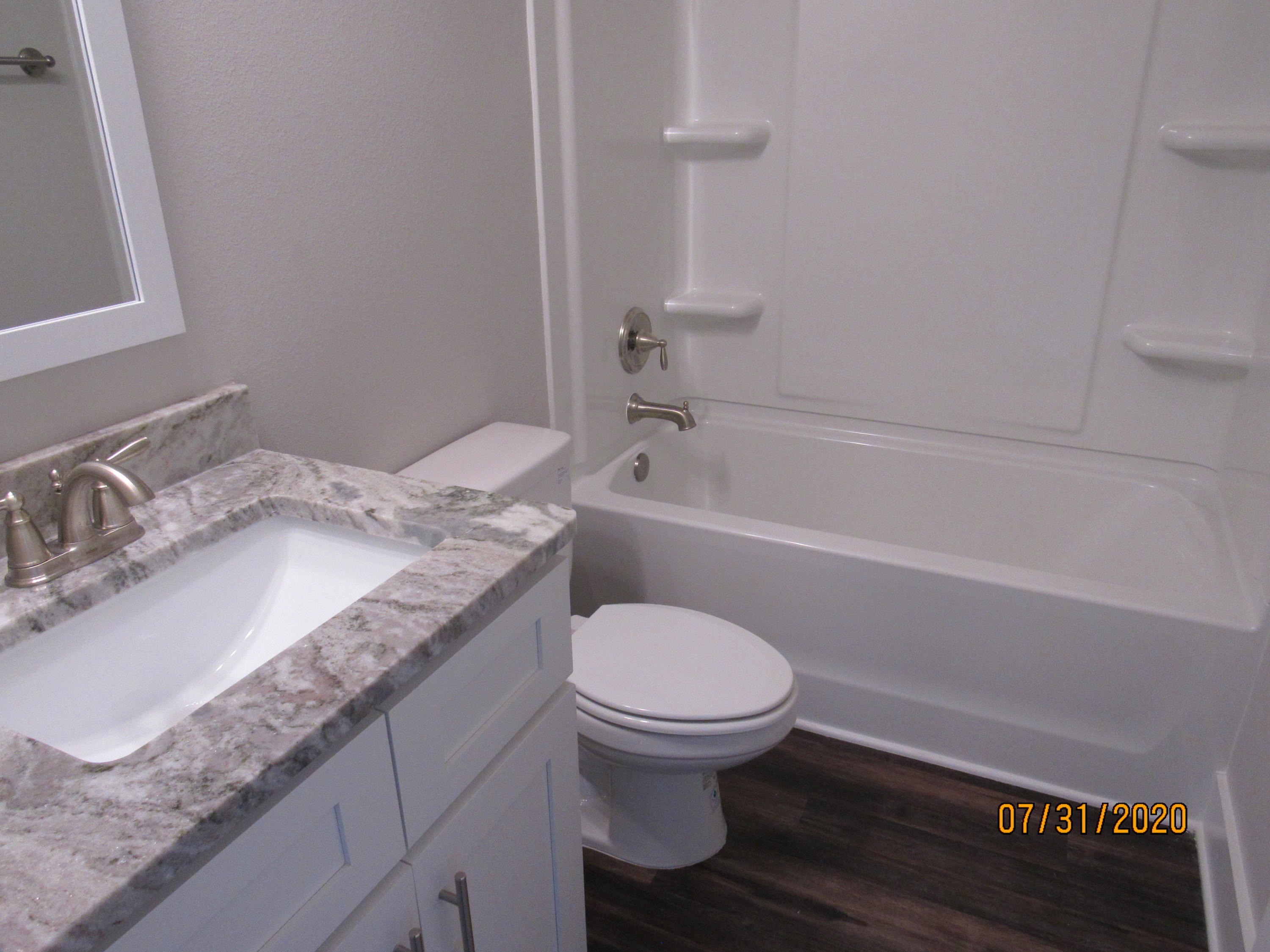 VERANDAS AT FREEPORT - Residential Lease