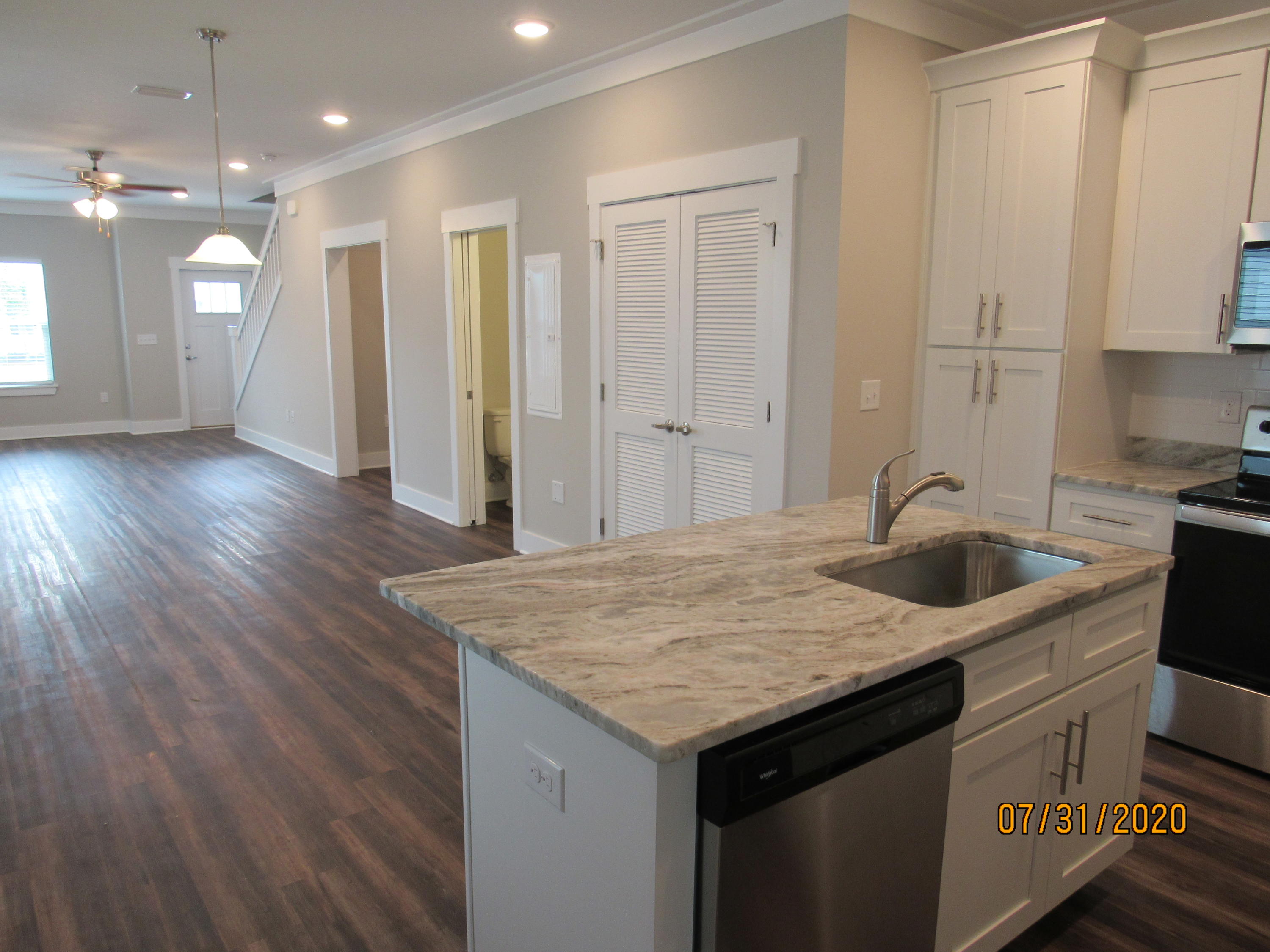 VERANDAS AT FREEPORT - Residential Lease