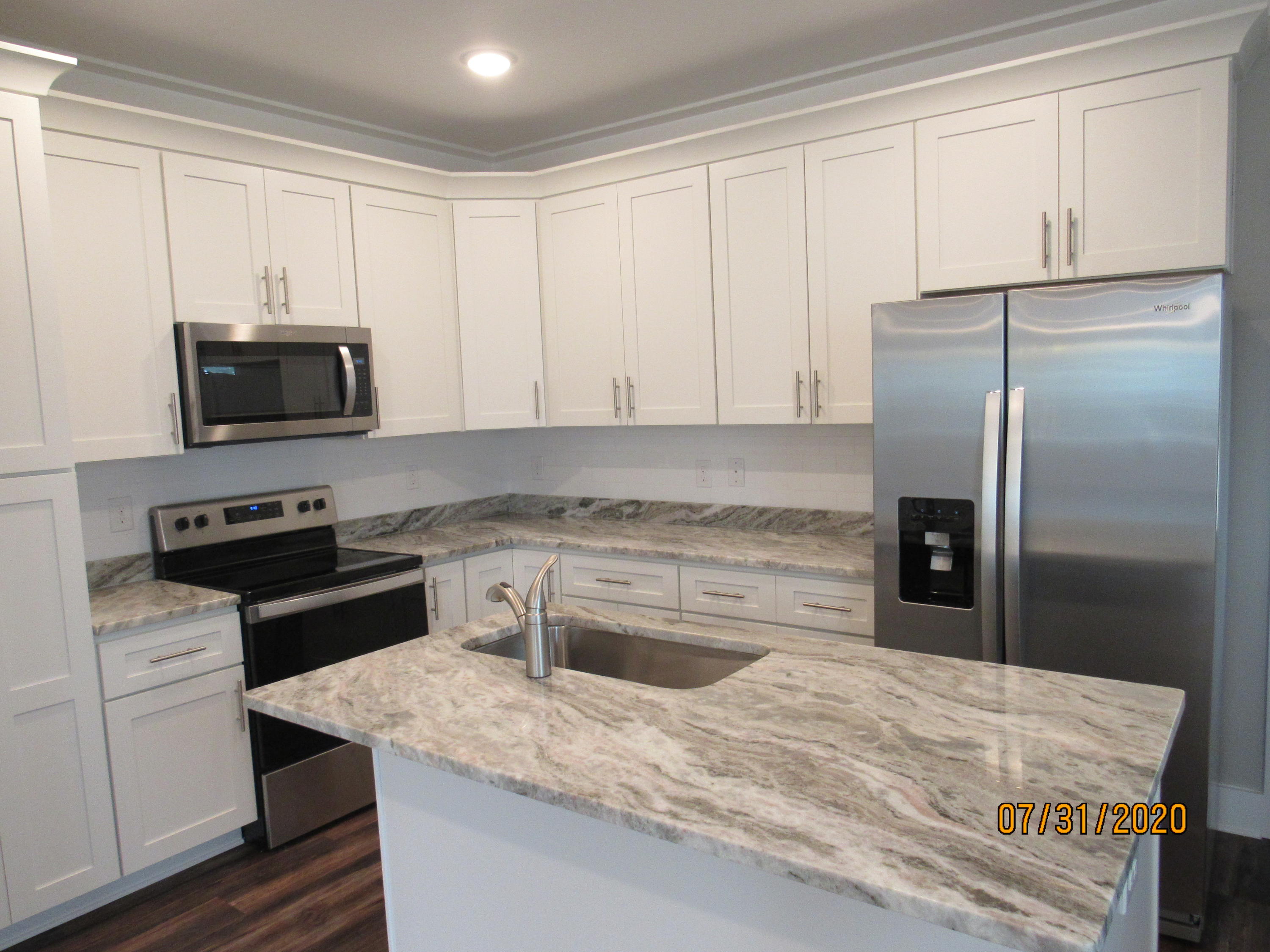 VERANDAS AT FREEPORT - Residential Lease