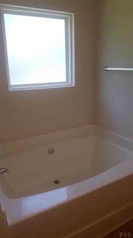 NAVARRE S/D 2ND ADDN - Residential