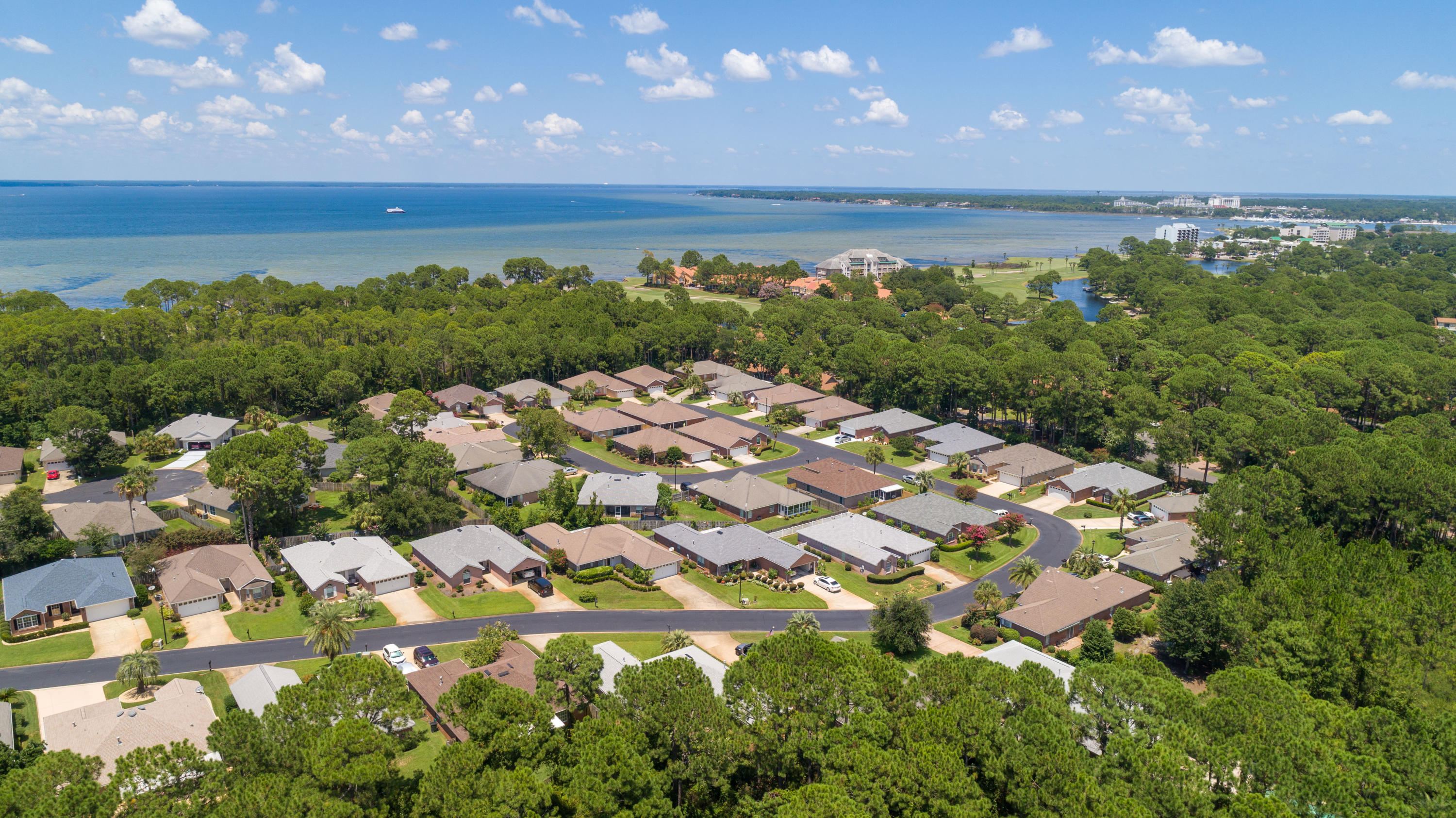 BAYSIDE - Residential