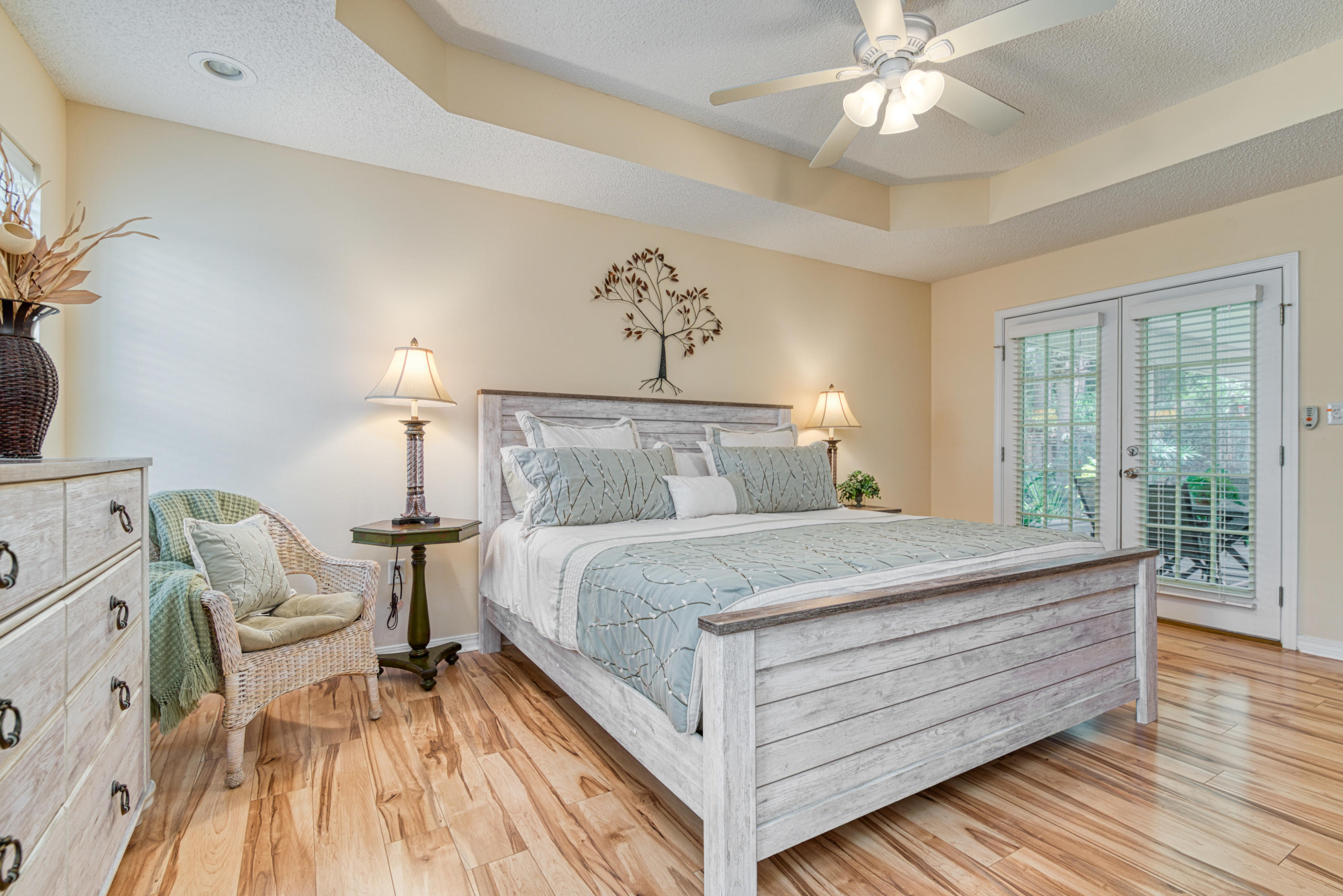 BAYSIDE - Residential