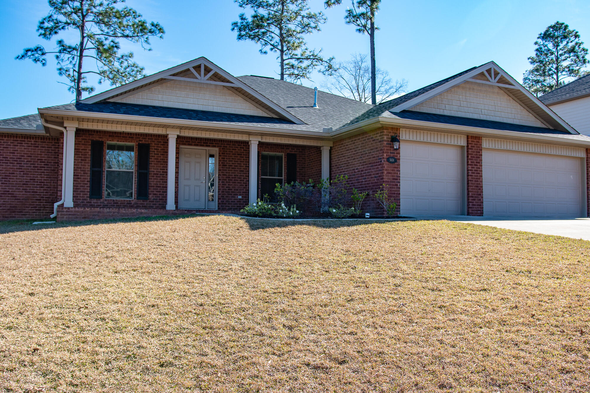 BROOKE ESTATES PH II - Residential Lease