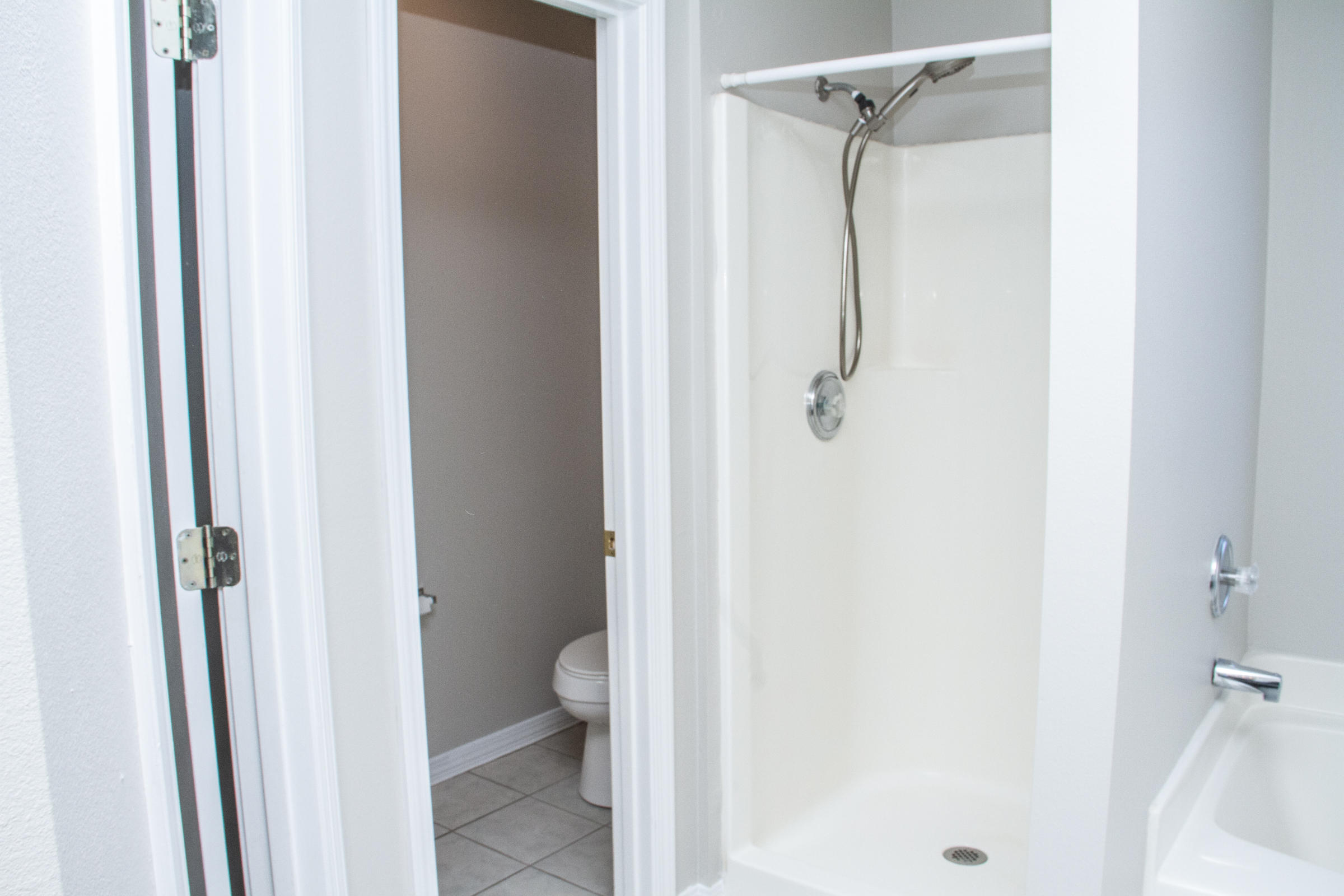 STEEPLECHASE PH 2 - Residential Lease