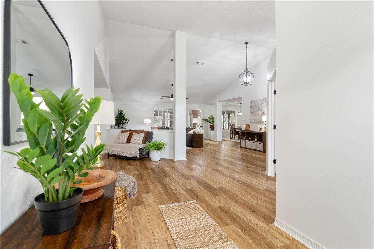 HOLLEY BY THE SEA - Residential