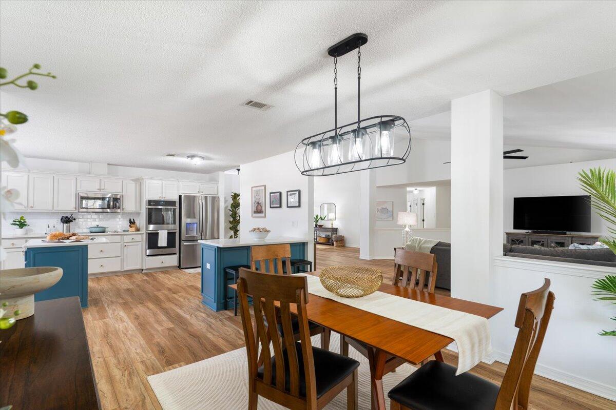 HOLLEY BY THE SEA - Residential