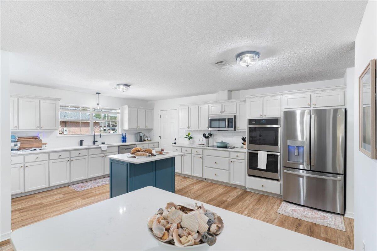 HOLLEY BY THE SEA - Residential