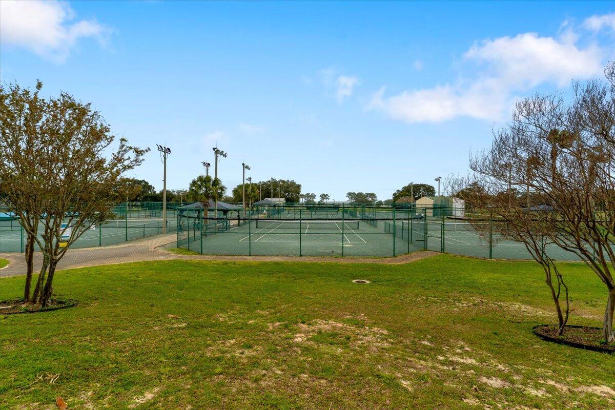 HOLLEY BY THE SEA - Residential