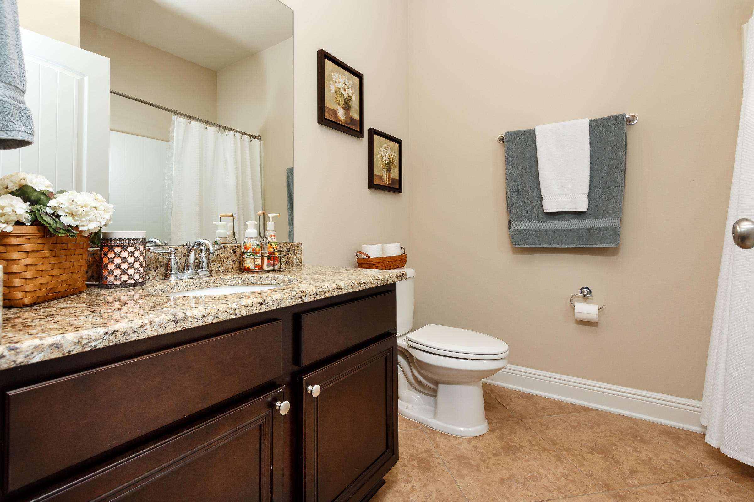 BROWNSTONE MANOR - Residential