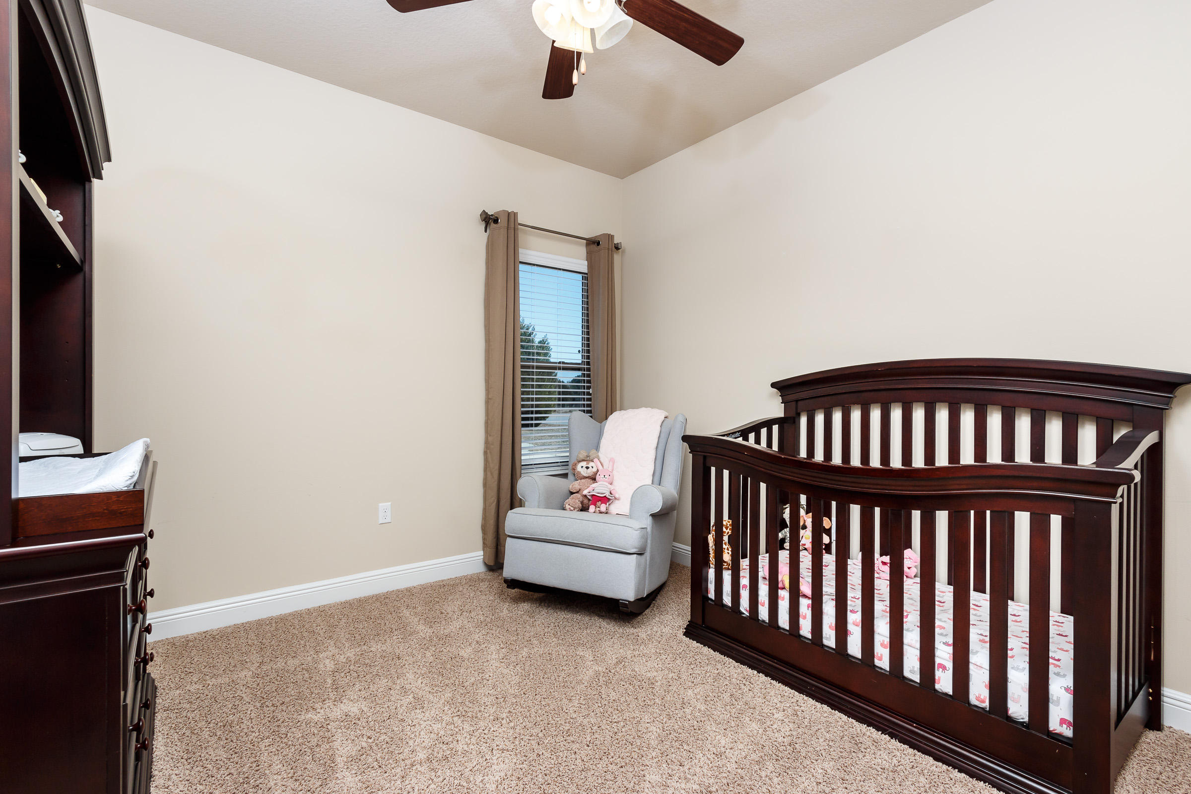 BROWNSTONE MANOR - Residential