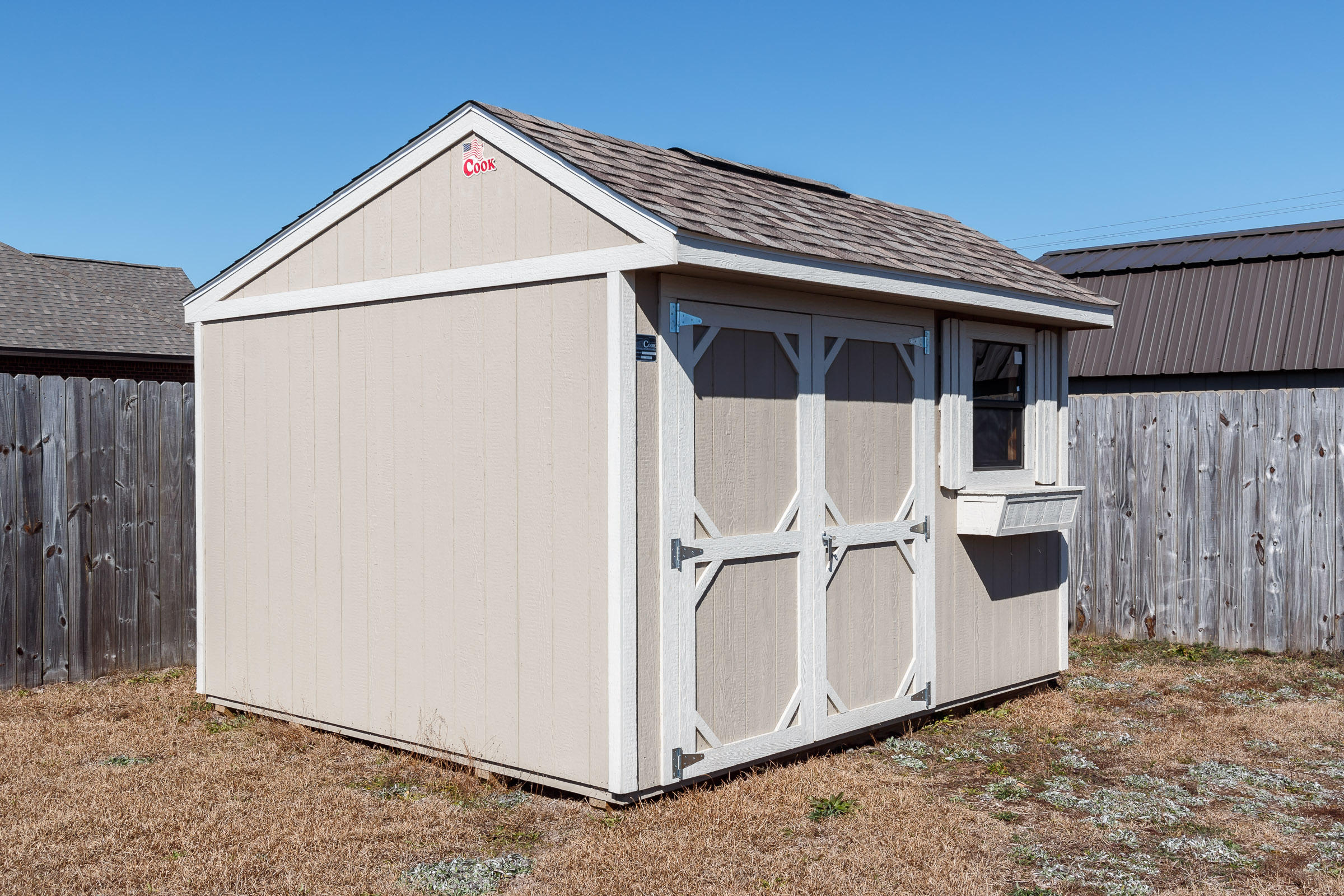 BROWNSTONE MANOR - Residential