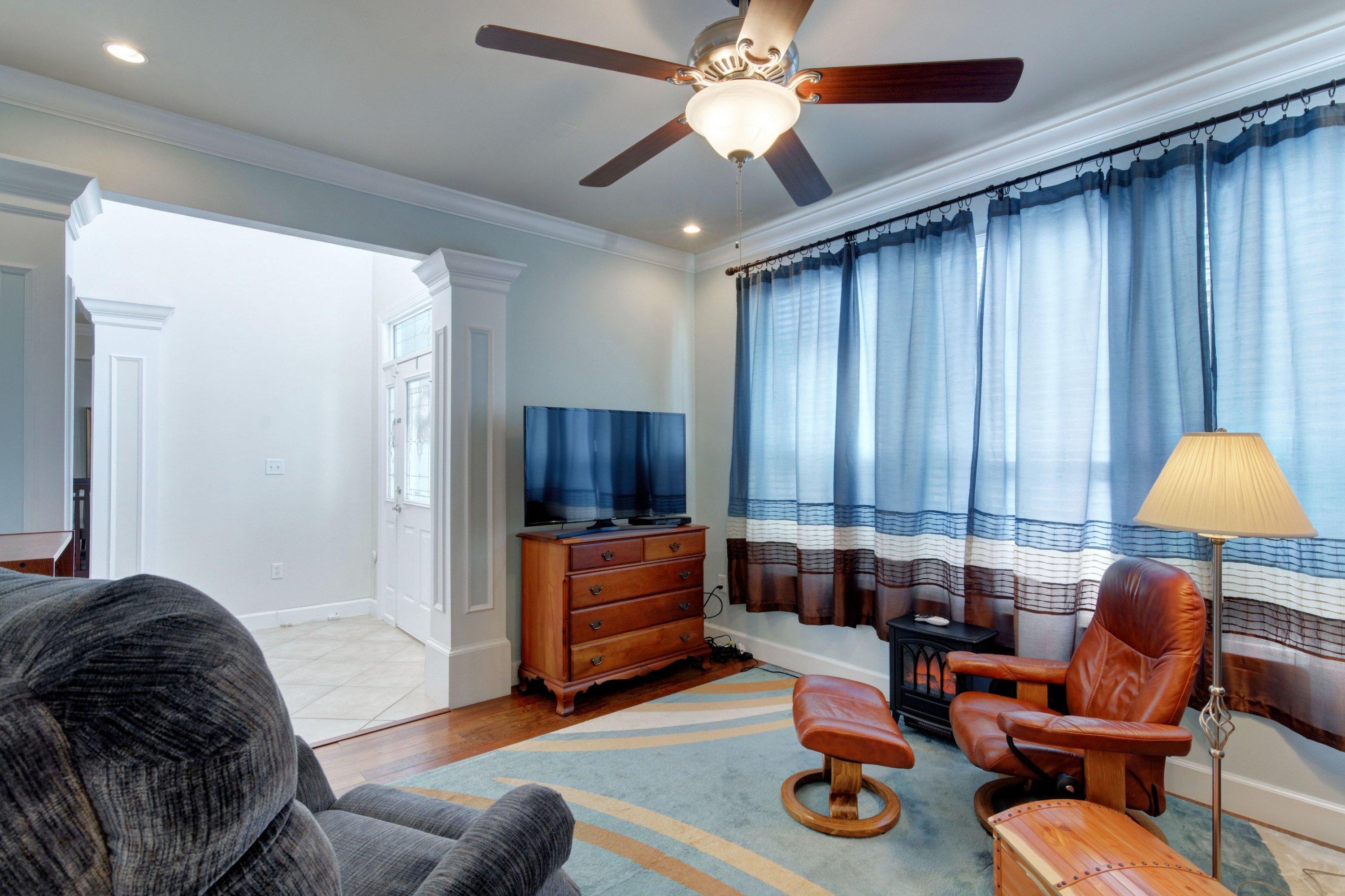 SILVER OAKS PH I - Residential