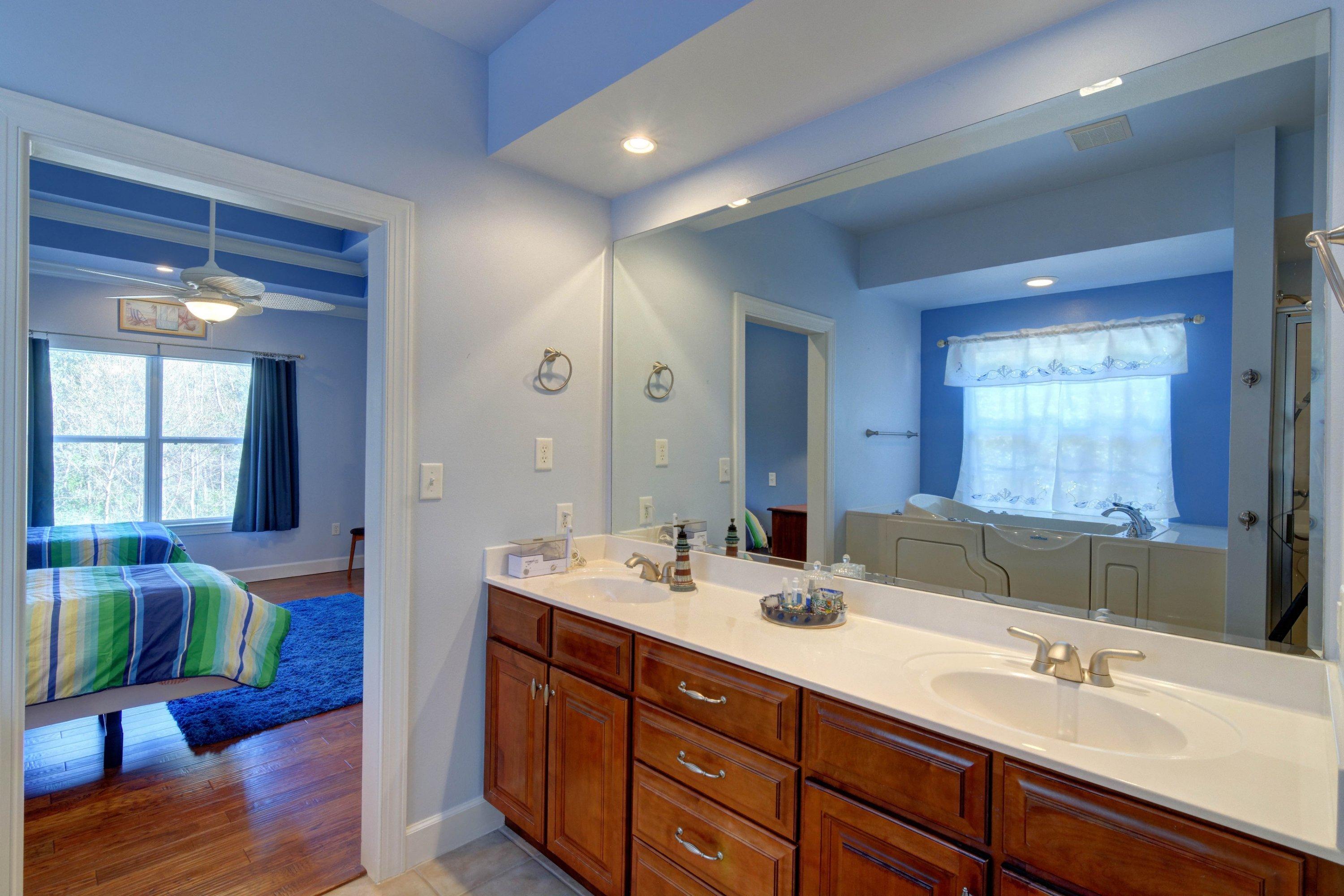 SILVER OAKS PH I - Residential