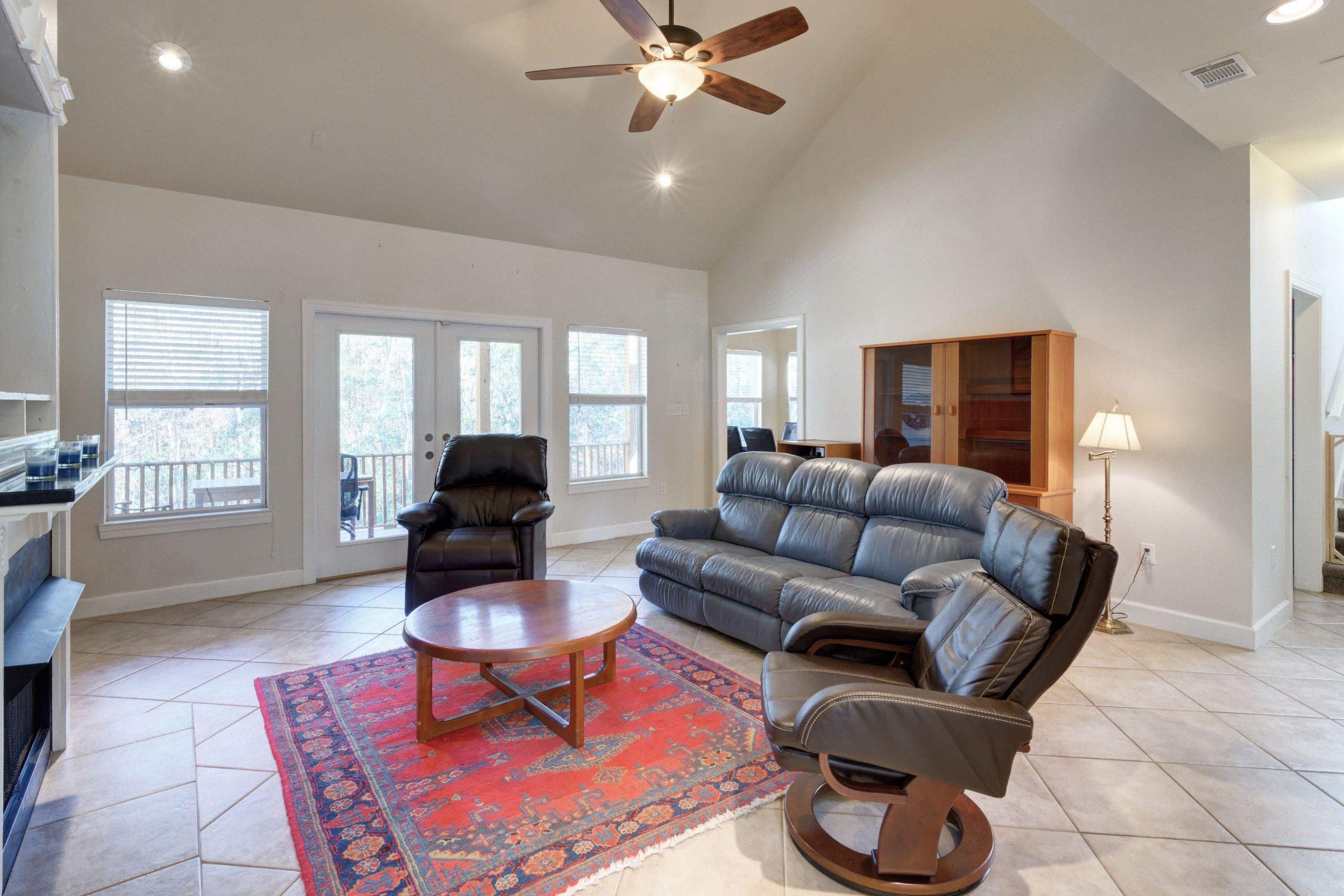 SILVER OAKS PH I - Residential