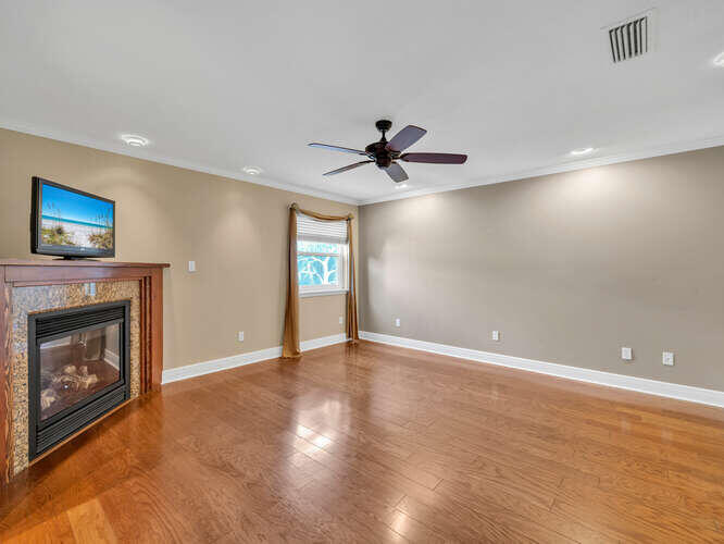 JONITA ESTS LOT 2 BLK 3 - Residential