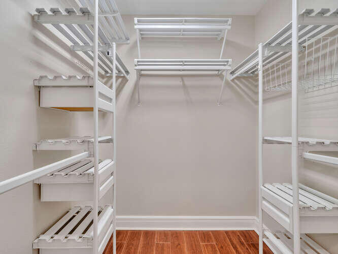 JONITA ESTS LOT 2 BLK 3 - Residential