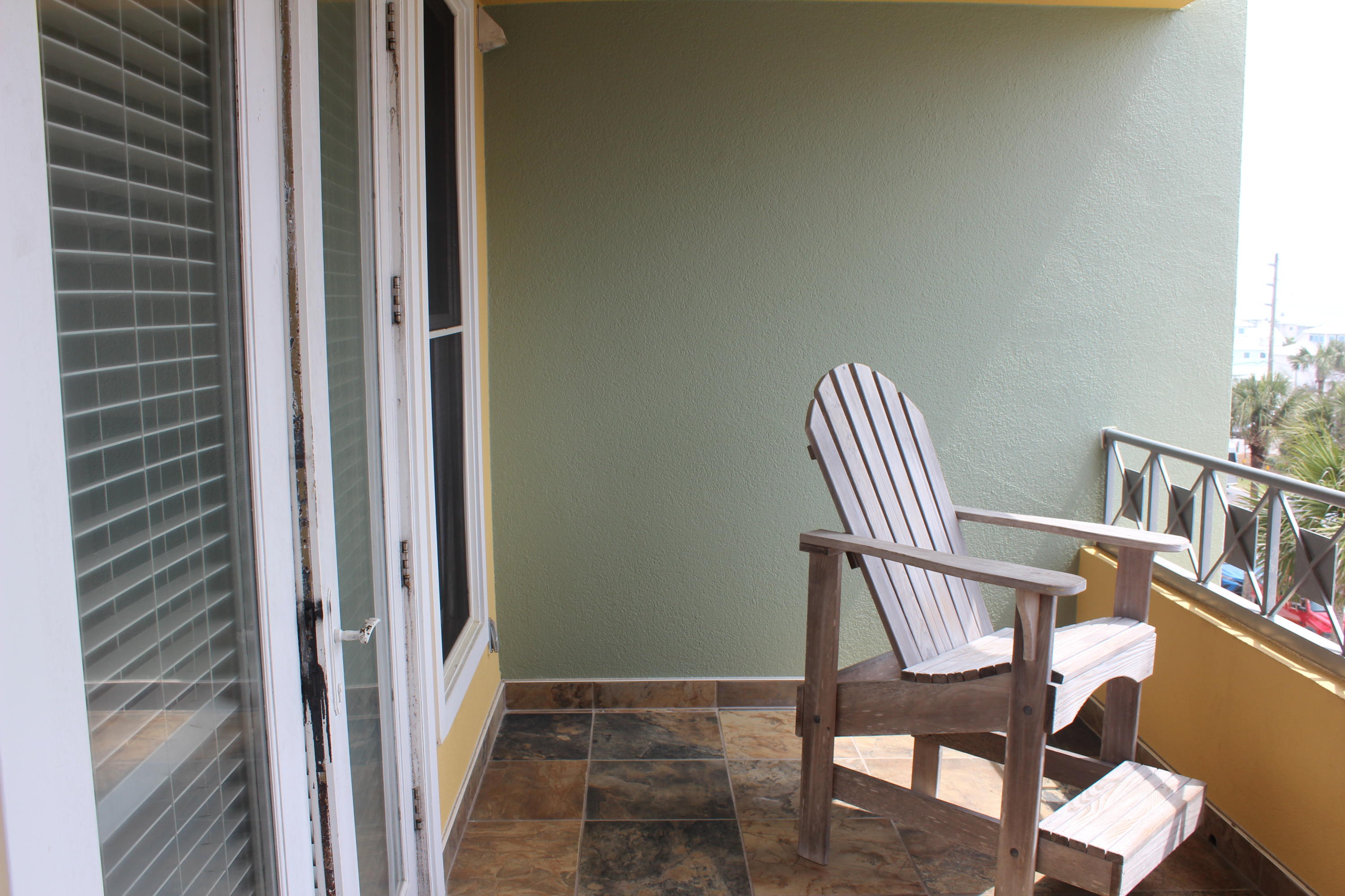 INN AT GULF PLACE - Residential