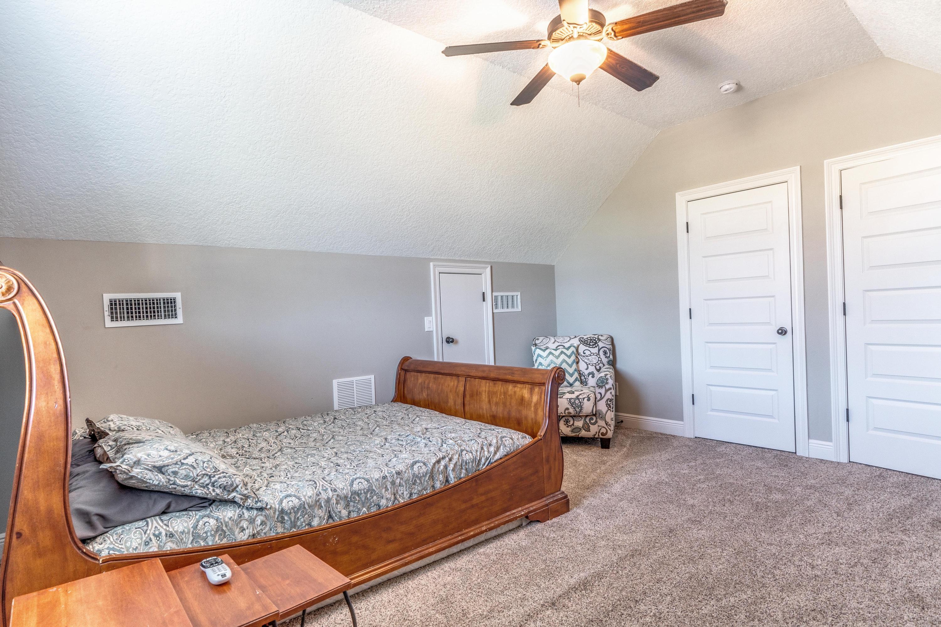 HIDDEN CREEK ESTATES AT HOLLEY BY THE SEA - Residential