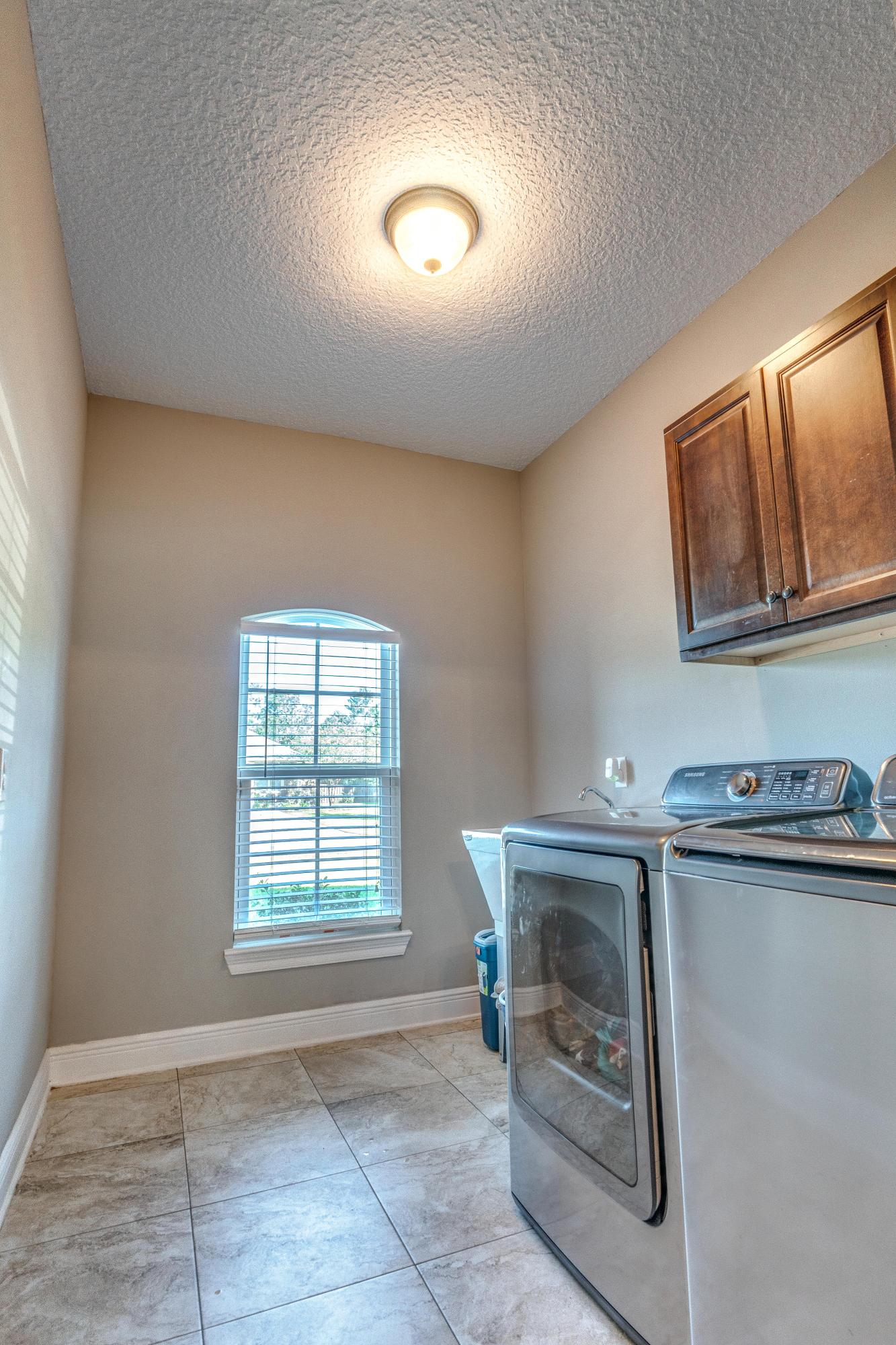 HIDDEN CREEK ESTATES AT HOLLEY BY THE SEA - Residential