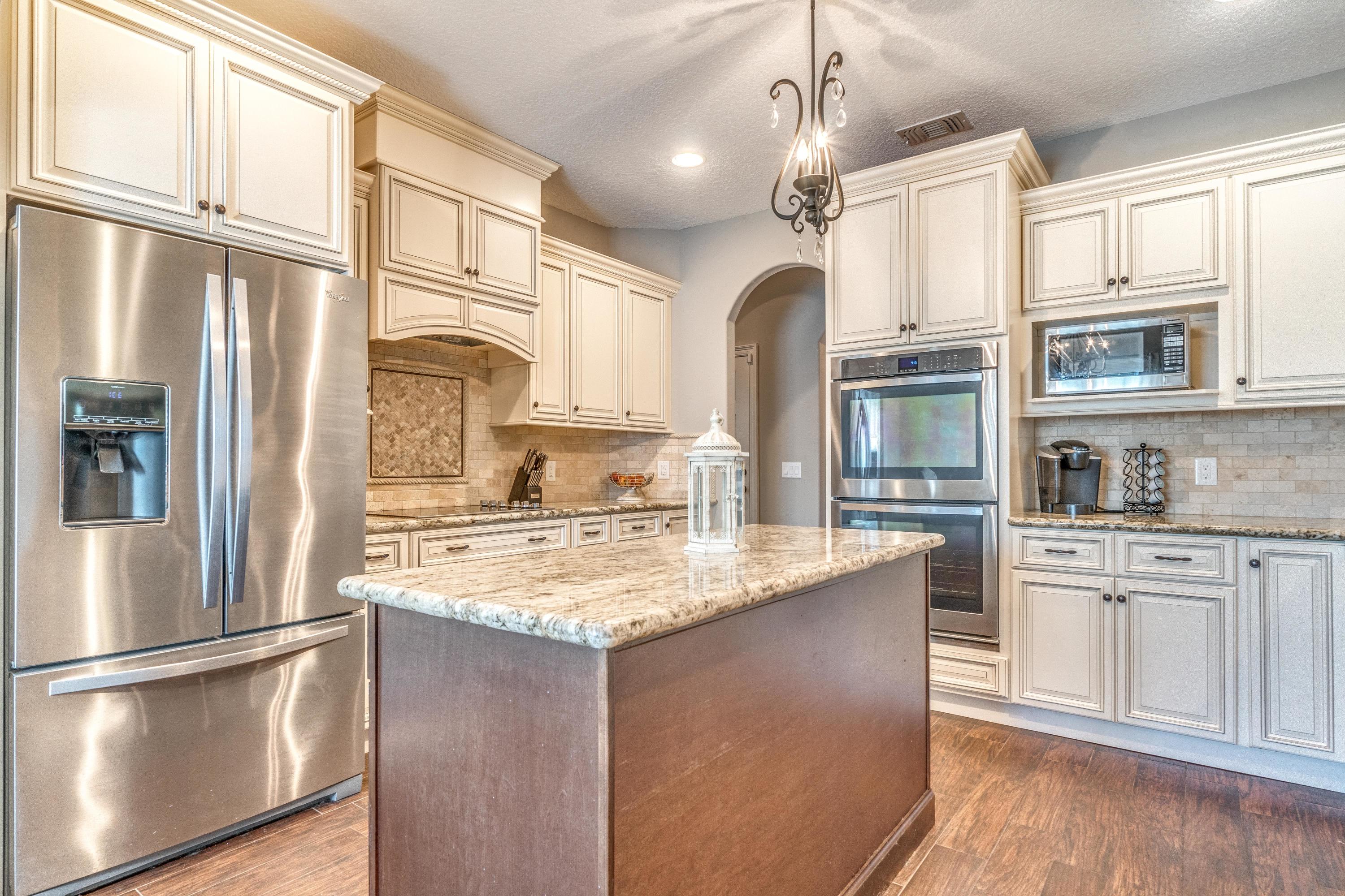 HIDDEN CREEK ESTATES AT HOLLEY BY THE SEA - Residential