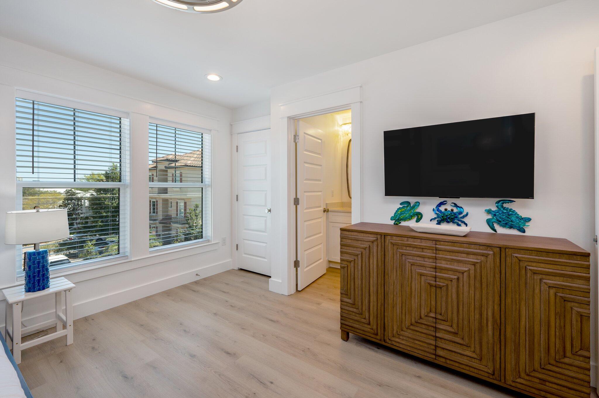 FRANGISTA BEACH 1ST ADDN - Residential