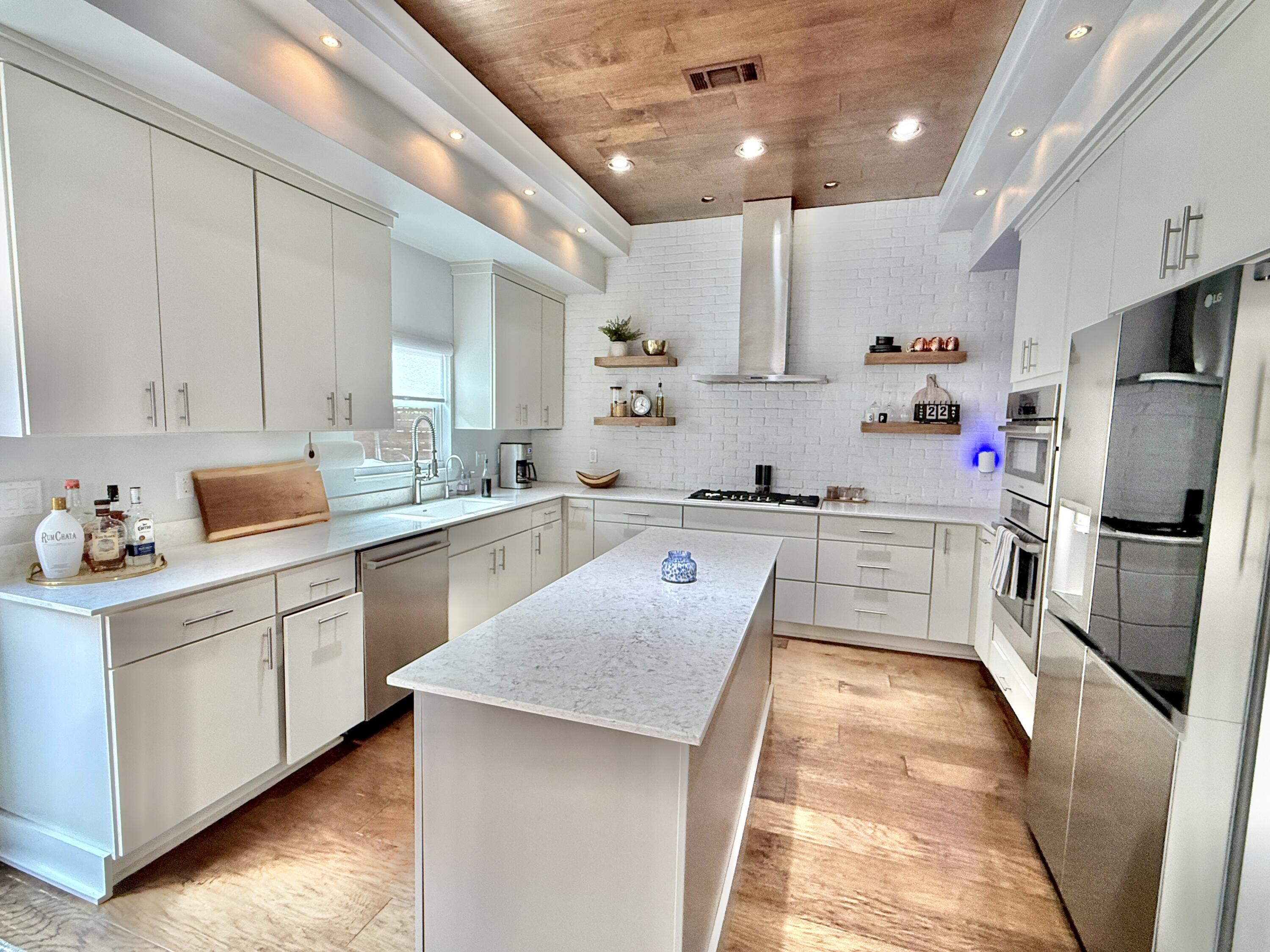 CALUSA BAY S/D - Residential